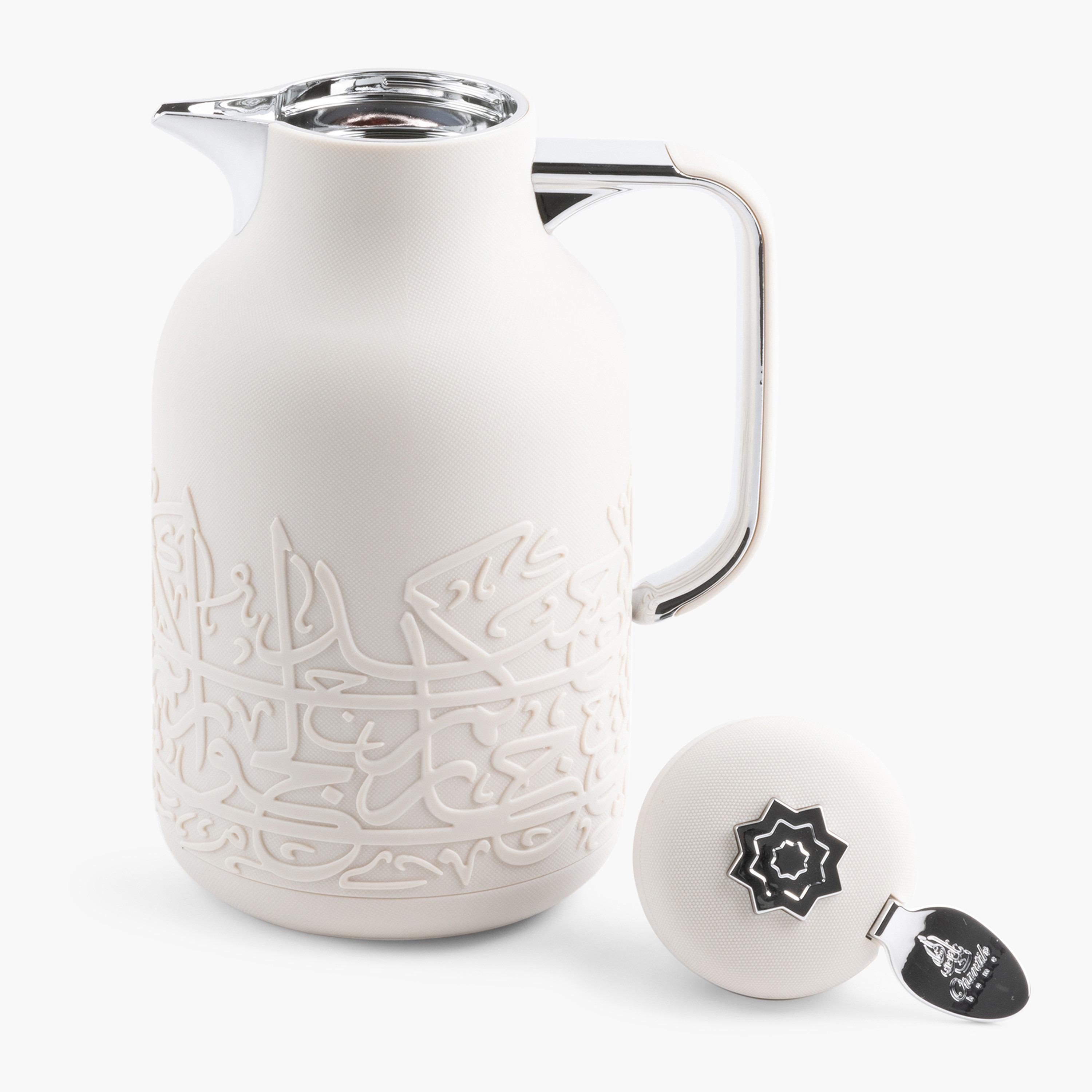 Jiwar Calligraphy Embossed Vacuum Flask - 1 L-household-dining-teaandcoffee-vacuumflaskscoffeeandteapots-image-2