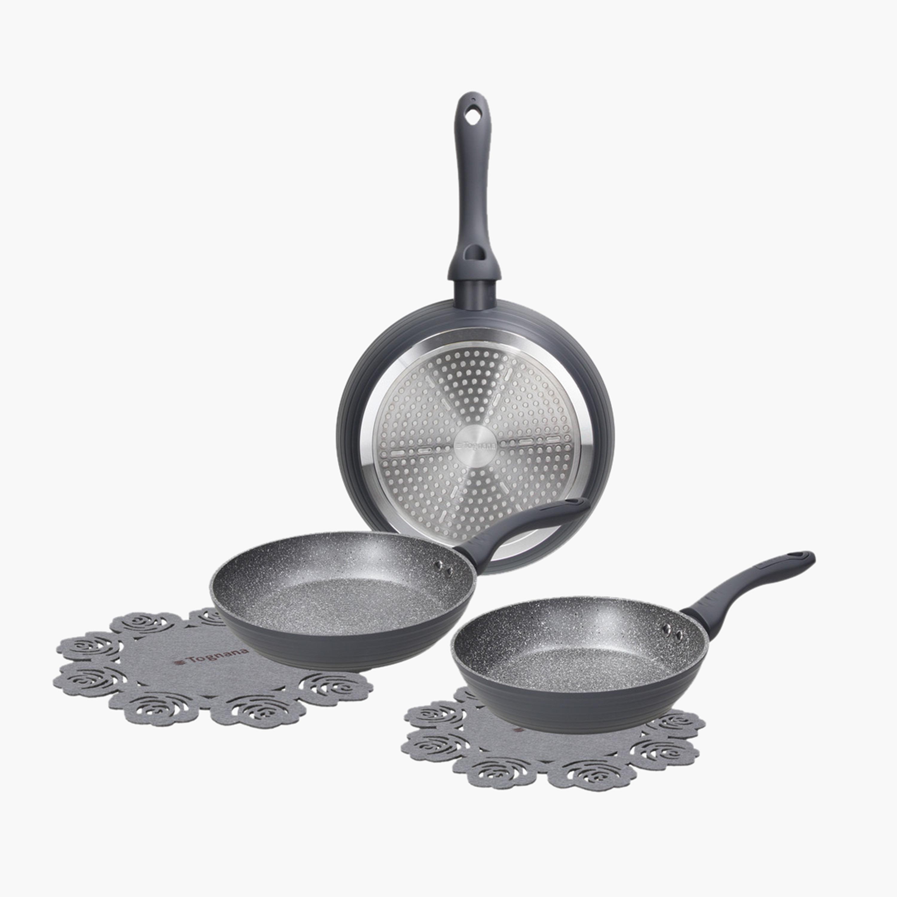 طقم مقلاة ألومنيوم 3 قطع مع 2 واقي حماية للمقلاة من توجنانا-household-kitchen-cookware-cookwareandsets-image-1