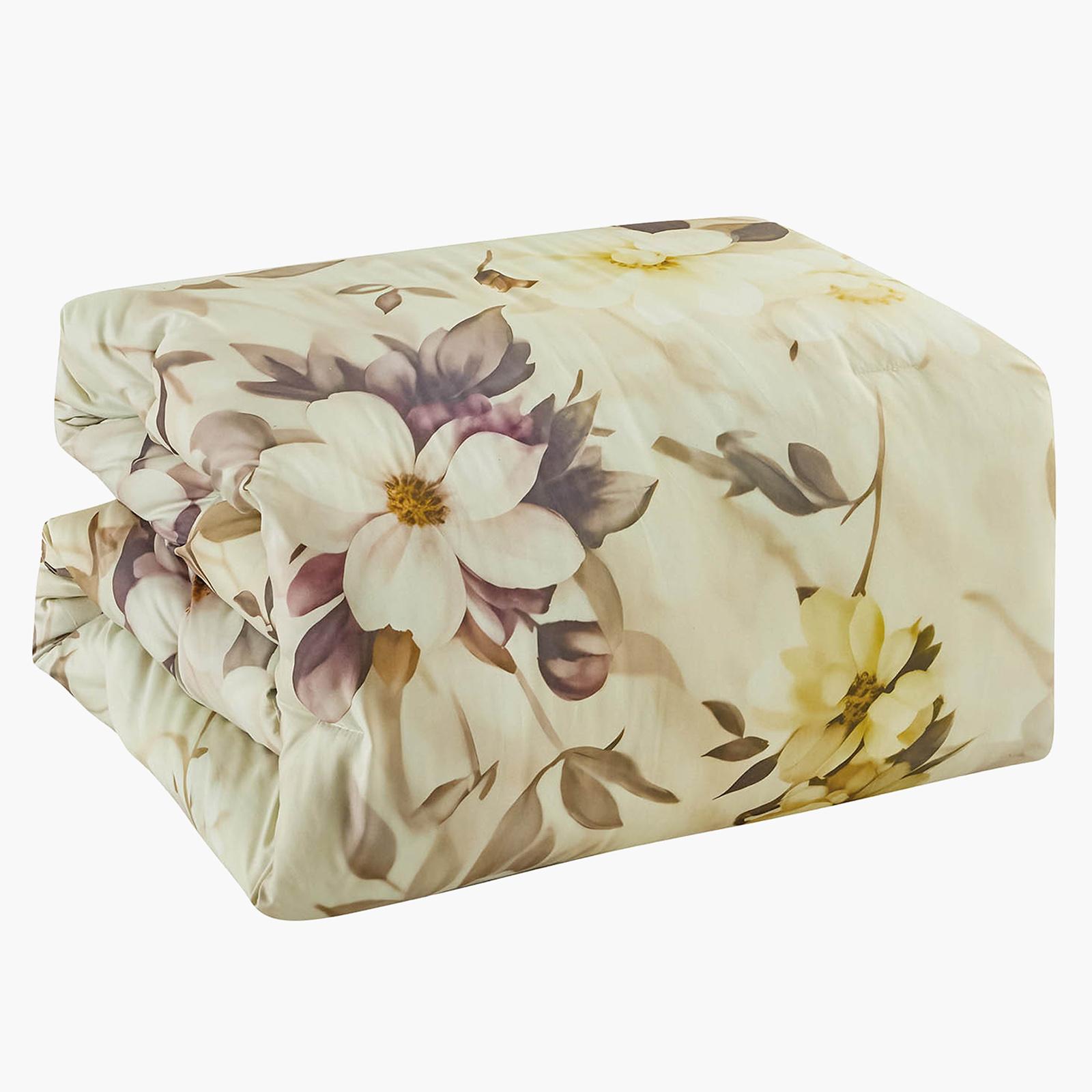 New Boy 4-Piece Floral Print Microfiber King Comforter Set - 260x240 cms-household-bedding-comfortersandbedspreads-comforters-image-6