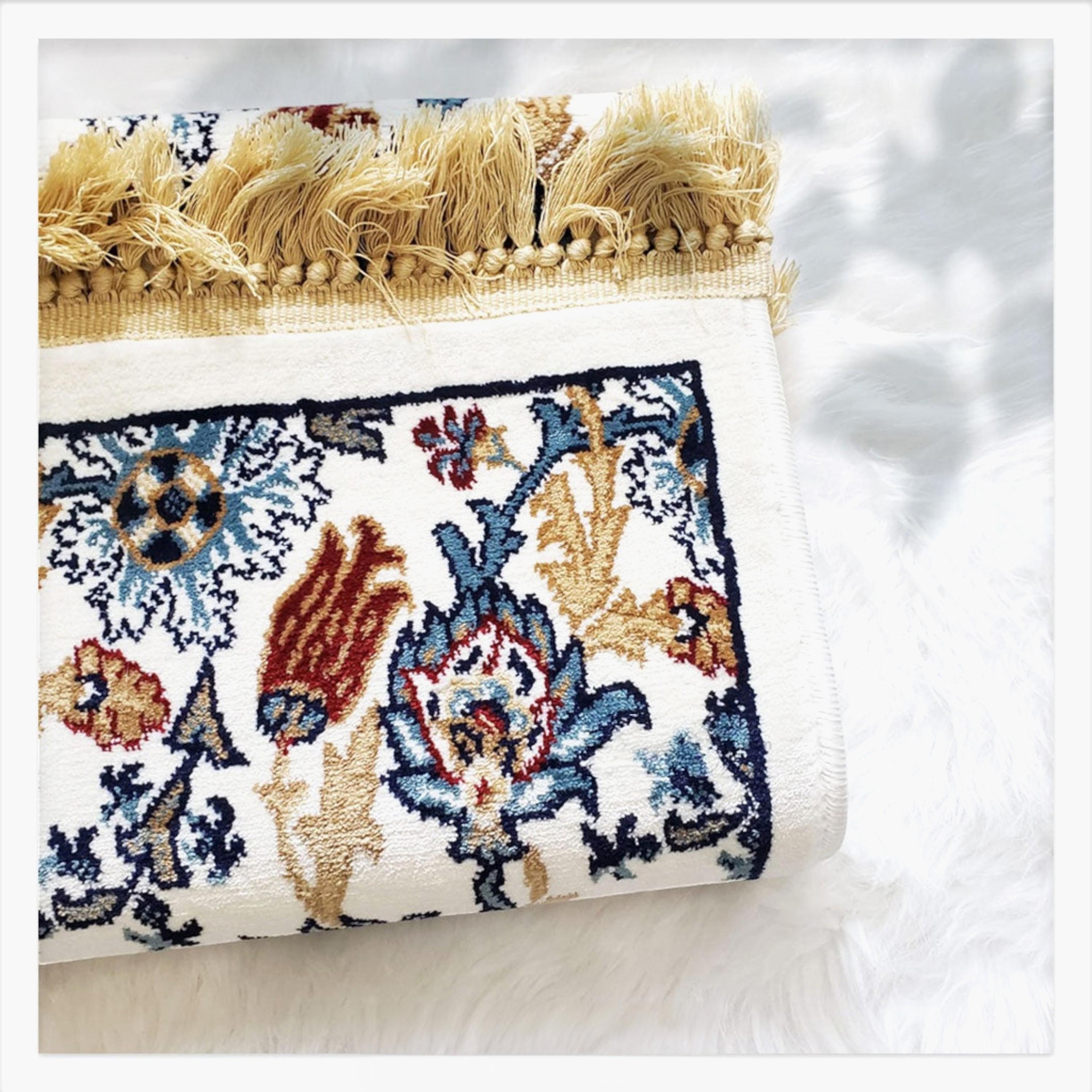 Eznik Printed Prayer Mat - 110x70 cm-household-rugsandcarpets-prayermats-image-2