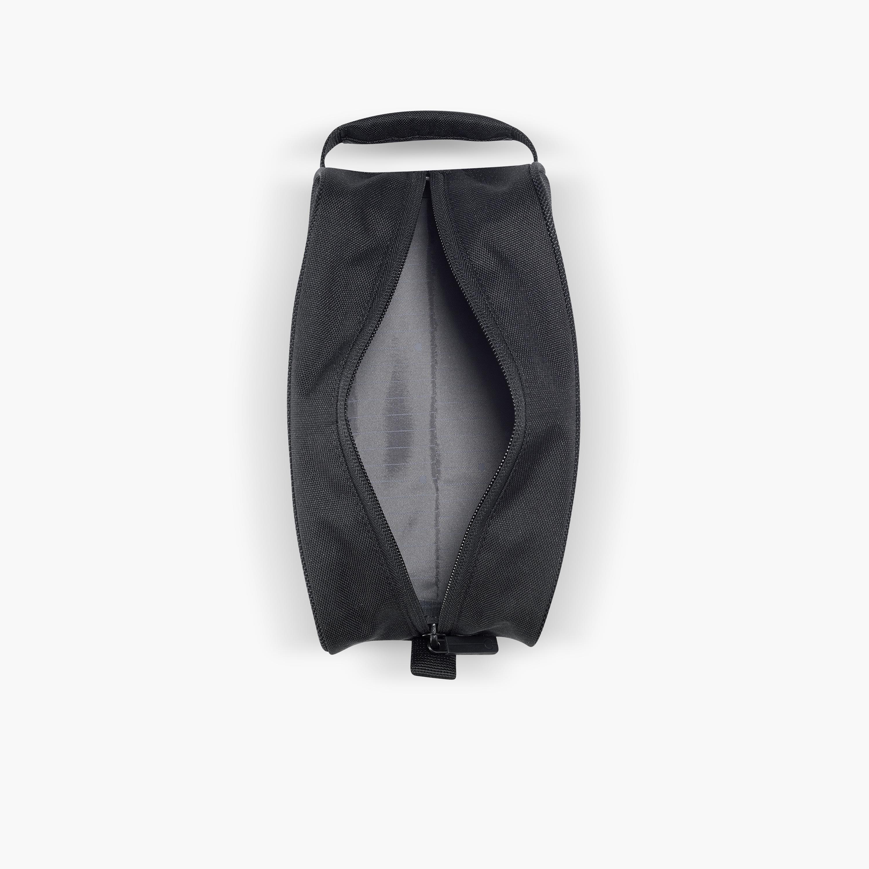 Delsey Paris Picpus 1 Compatment Men Pouch Black-men-bags-image-3
