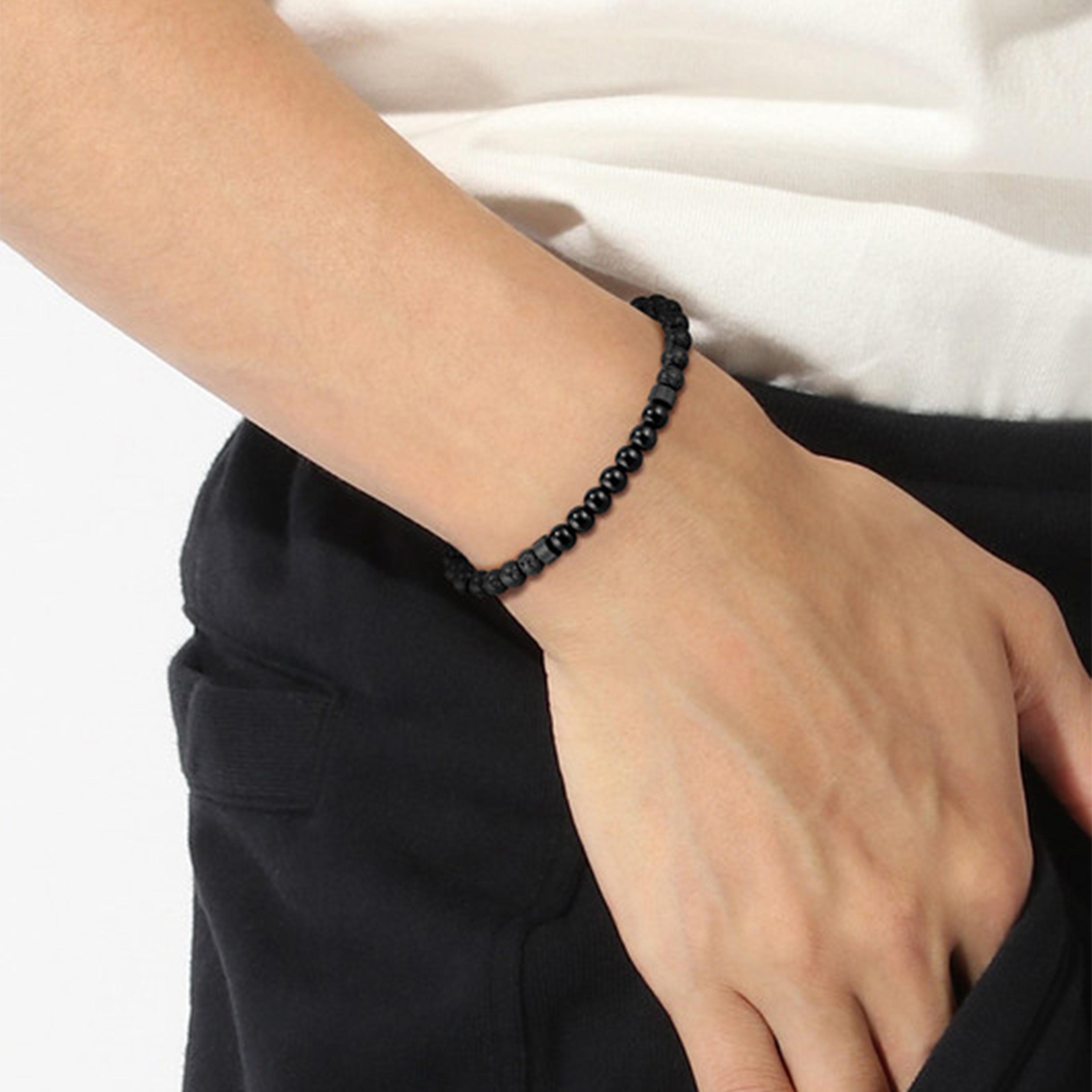 هوغو بوس-  سوار معدني أسود للرجال-men-watchesandjewellery-bracelets-image-2