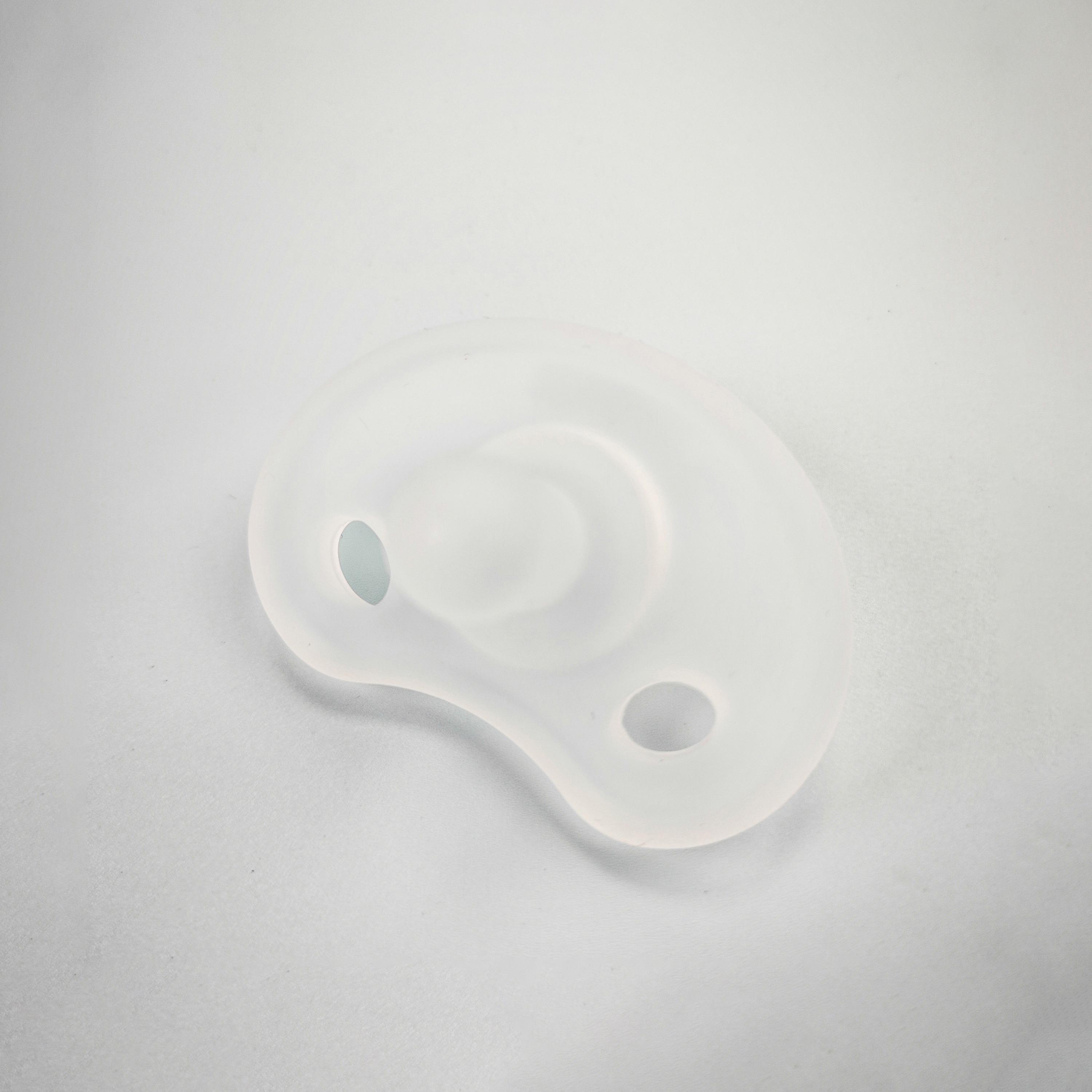 لهاية سيليكون مهدئة مع صندوق تخزين محمول من أيويبي - نهار-baby-feeding-pacifiers-image-1