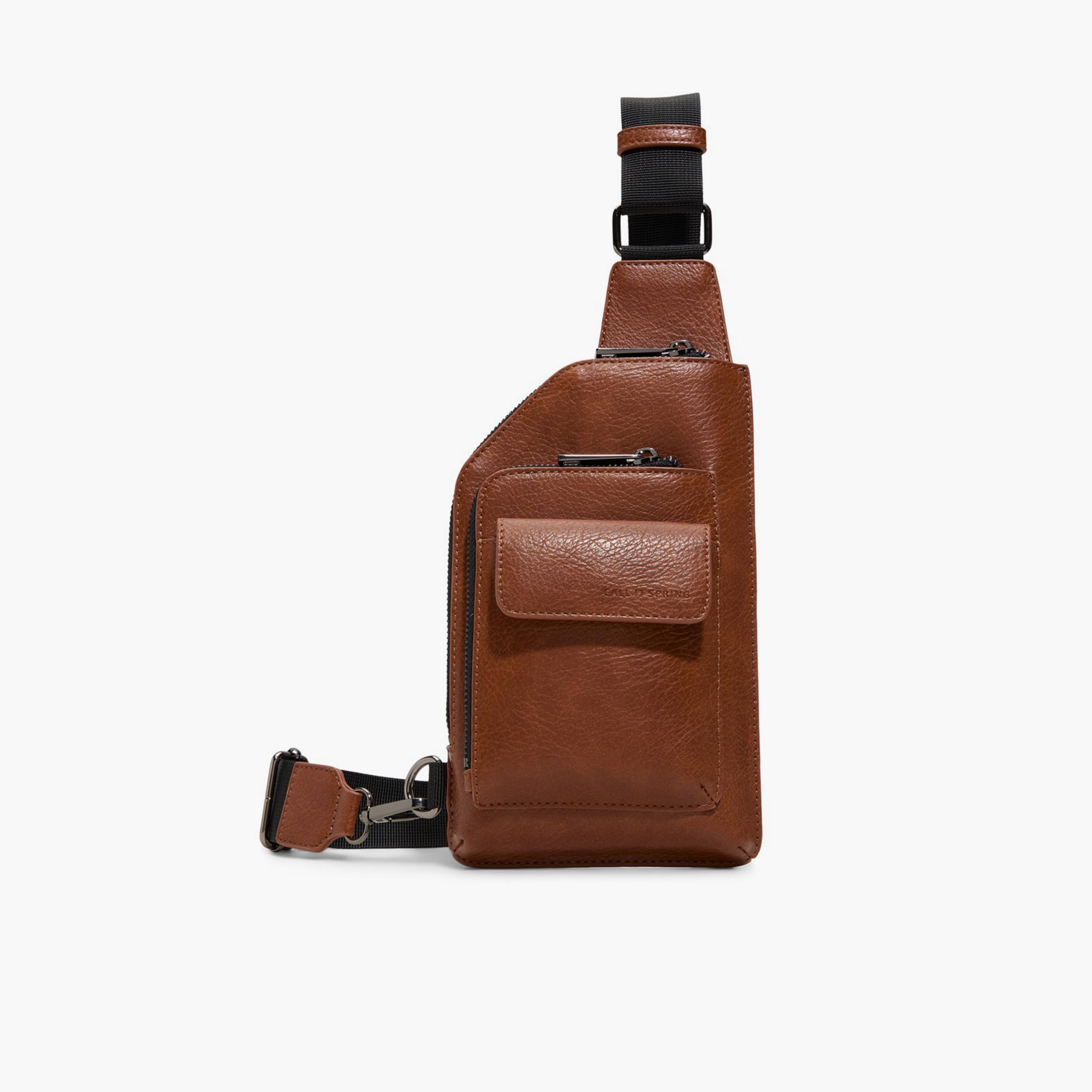 كول ات سبرينغ- شنطة كروس كابيتول سادة مع سحاب إغلاق وحزام قابل للتعديل-men-bags-image-5