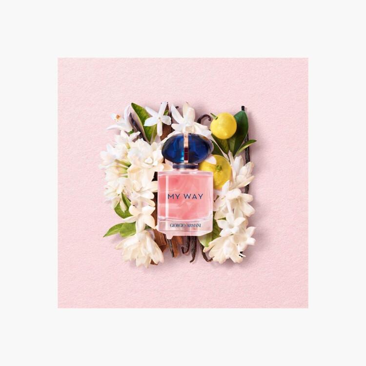 عطر أو دي برفان ماي واي للنساء من جورجيو أرماني - 50 مل-beautyandpersonalcare-fragrance-women-image-4