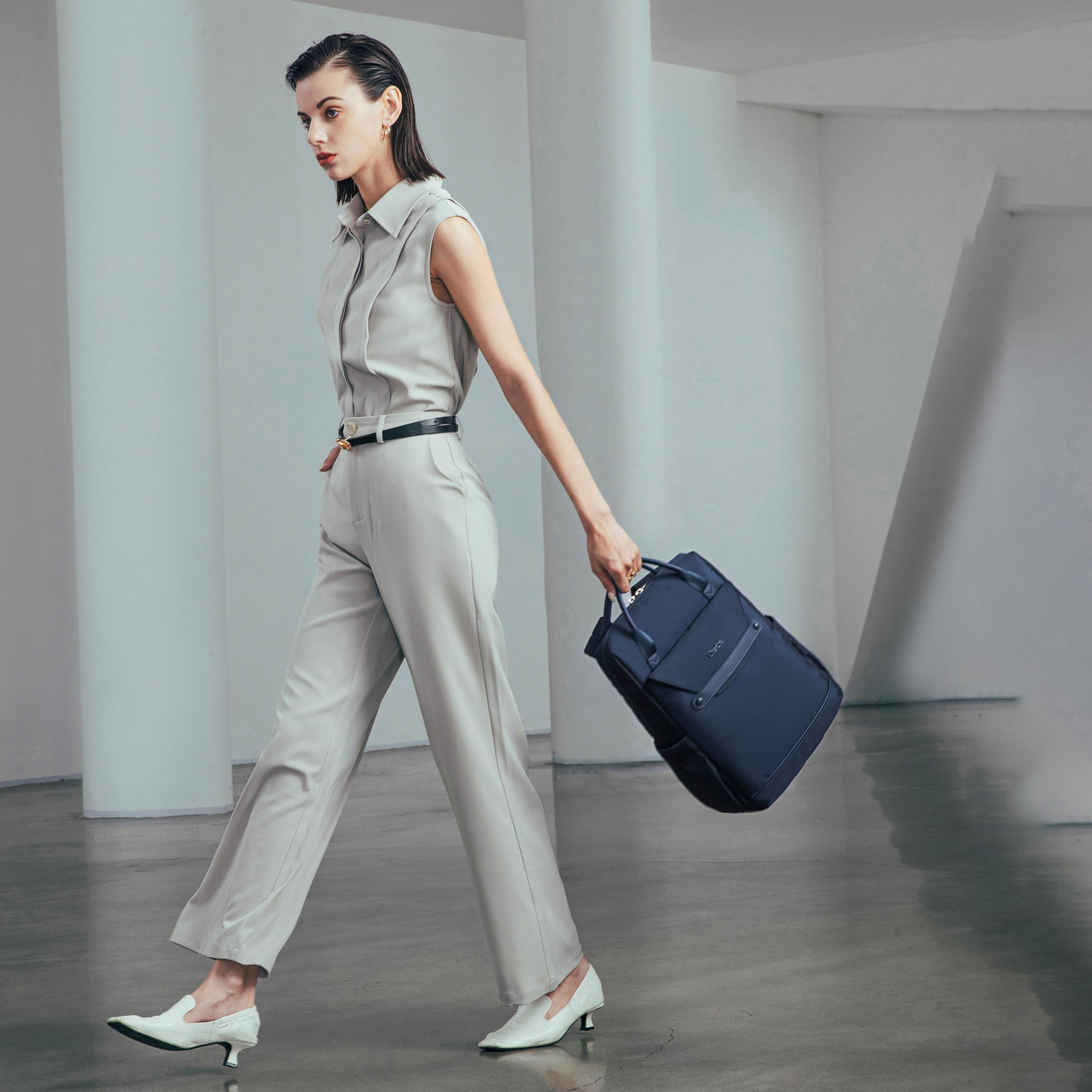 شانتريا- شنطة ظهر بوليستر 15.7 إنش بتصميم عصري ومريح | CB00618-school-bagsandbackpacks-backpacks-image-6