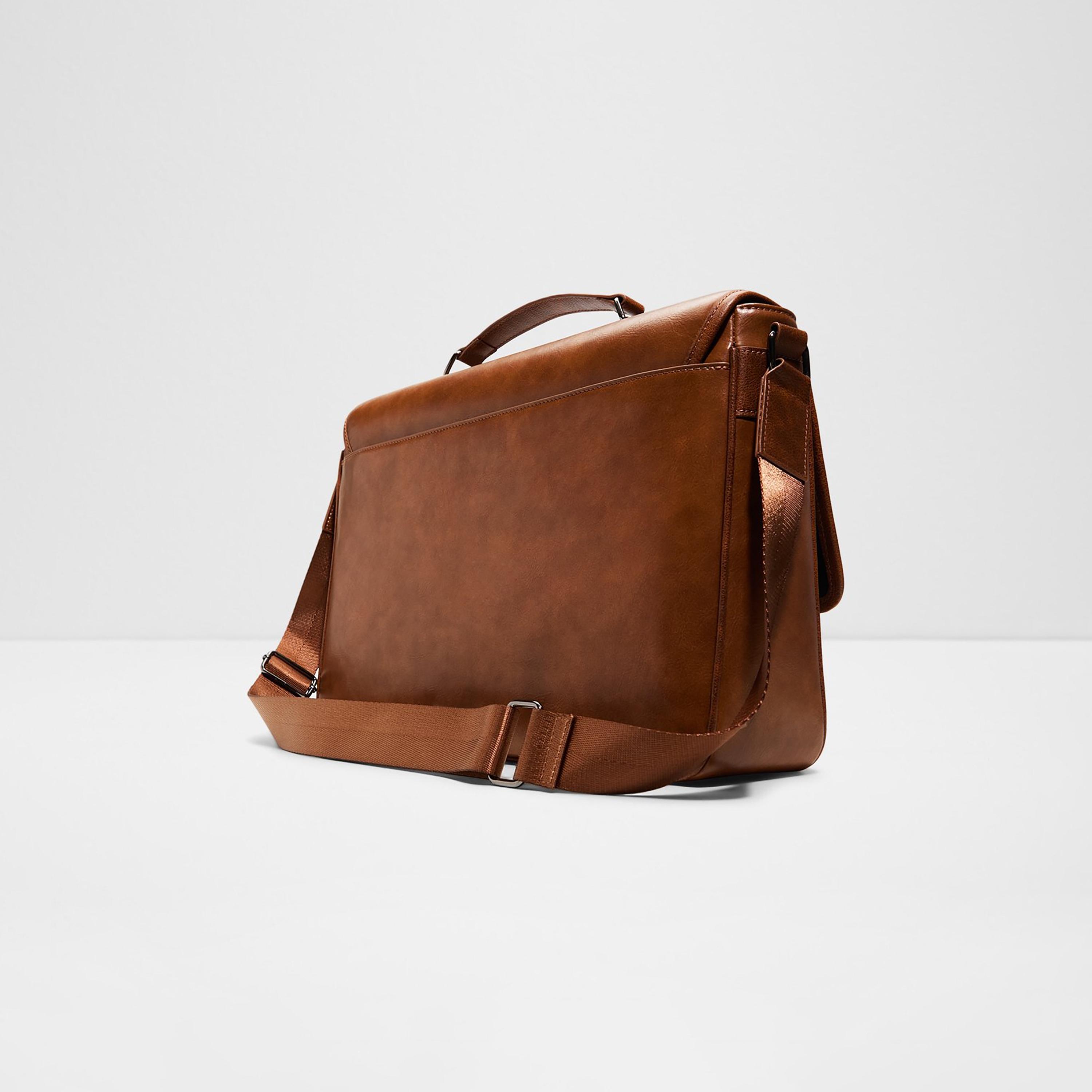 ألدو سهيل حقيبة ماسنجر سادة بإبزيم معدني وحزام كتف قابل للتعديل-men-bags-image-2