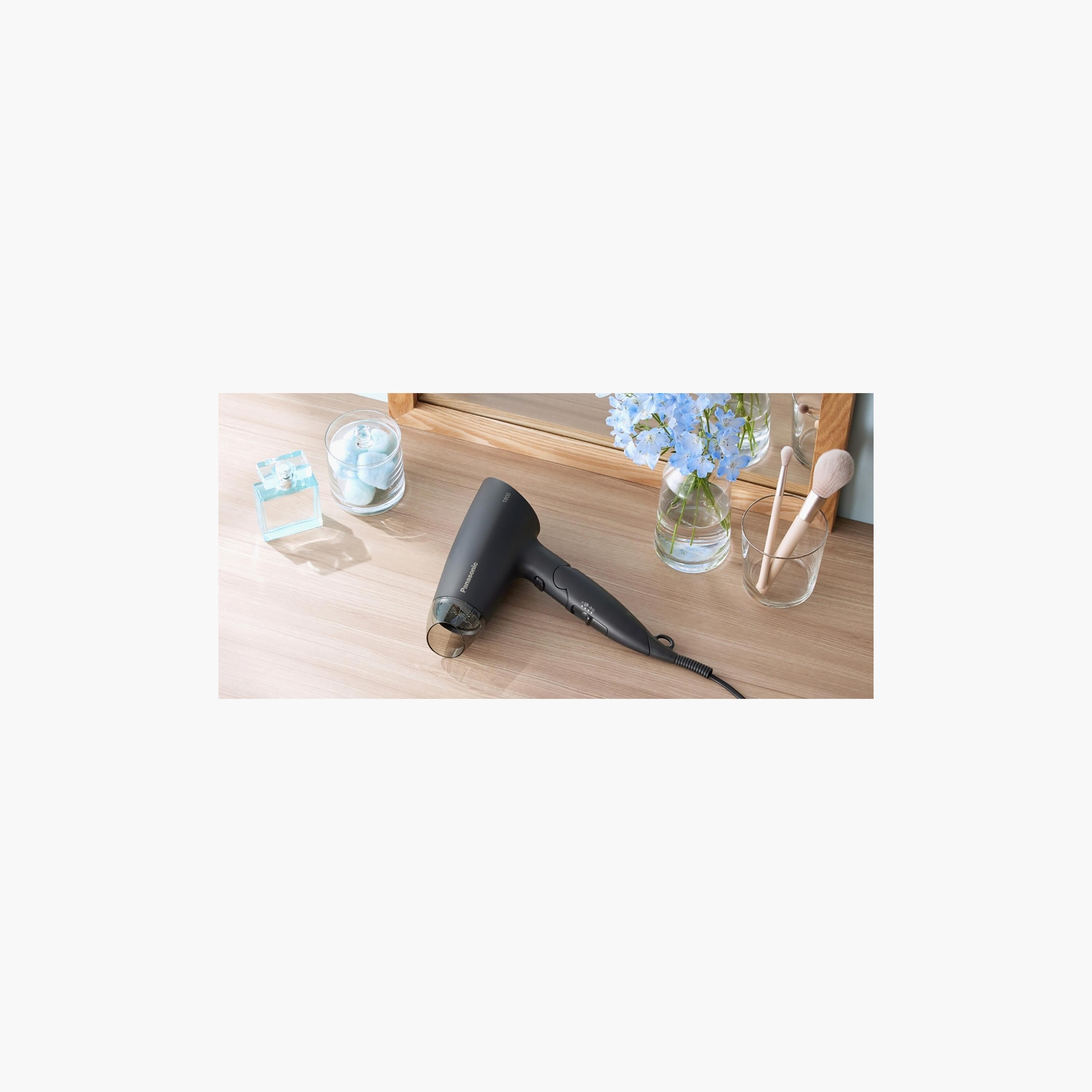 مجفف شعر باناسونيك سريع الجفاف بقوة ١٨٠٠ واط | EH-ND37-K685-beautyandpersonalcare-appliances-hairstylingtools-hairdryers-image-2