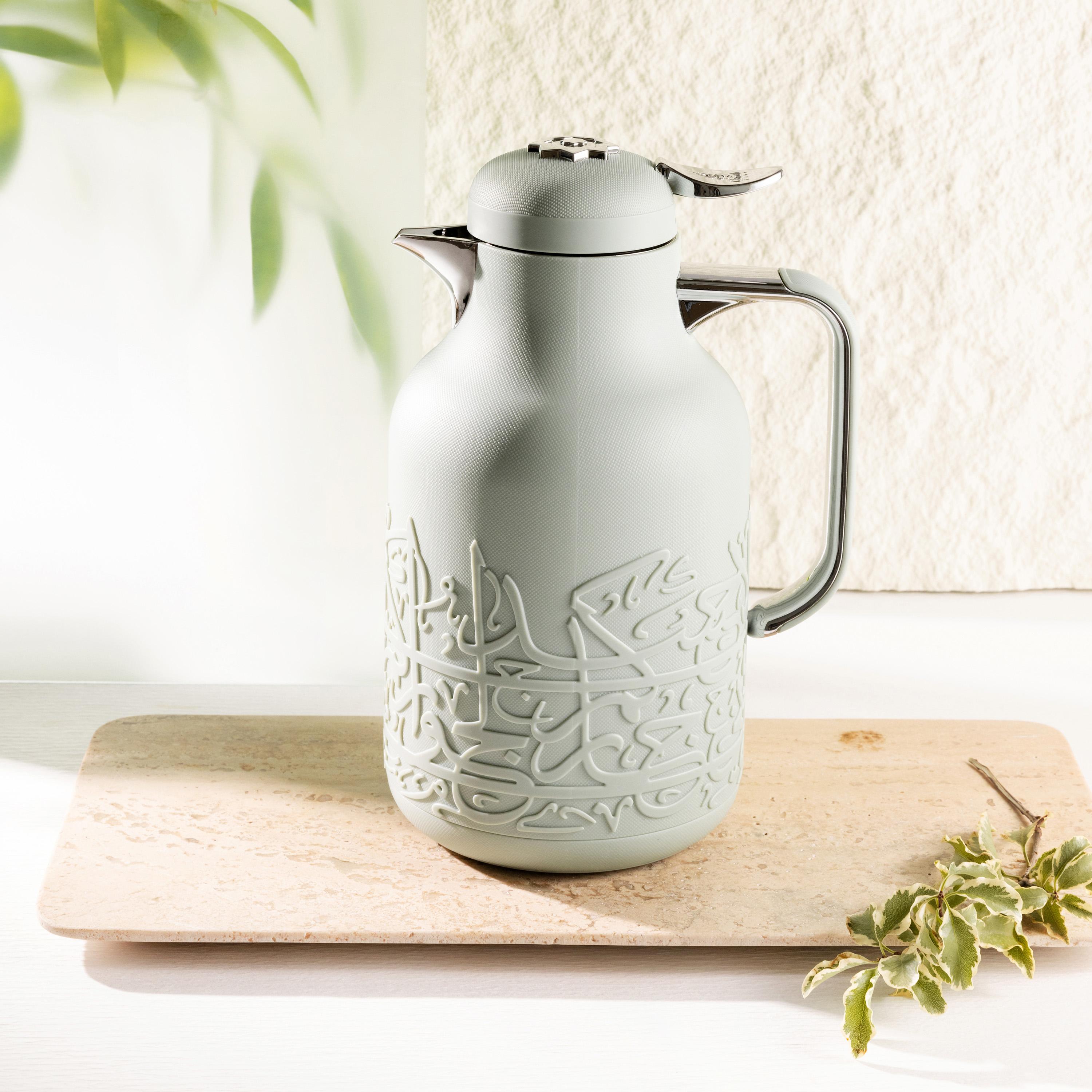 Embossed Vacuum Flask-household-dining-teaandcoffee-vacuumflaskscoffeeandteapots-image-1