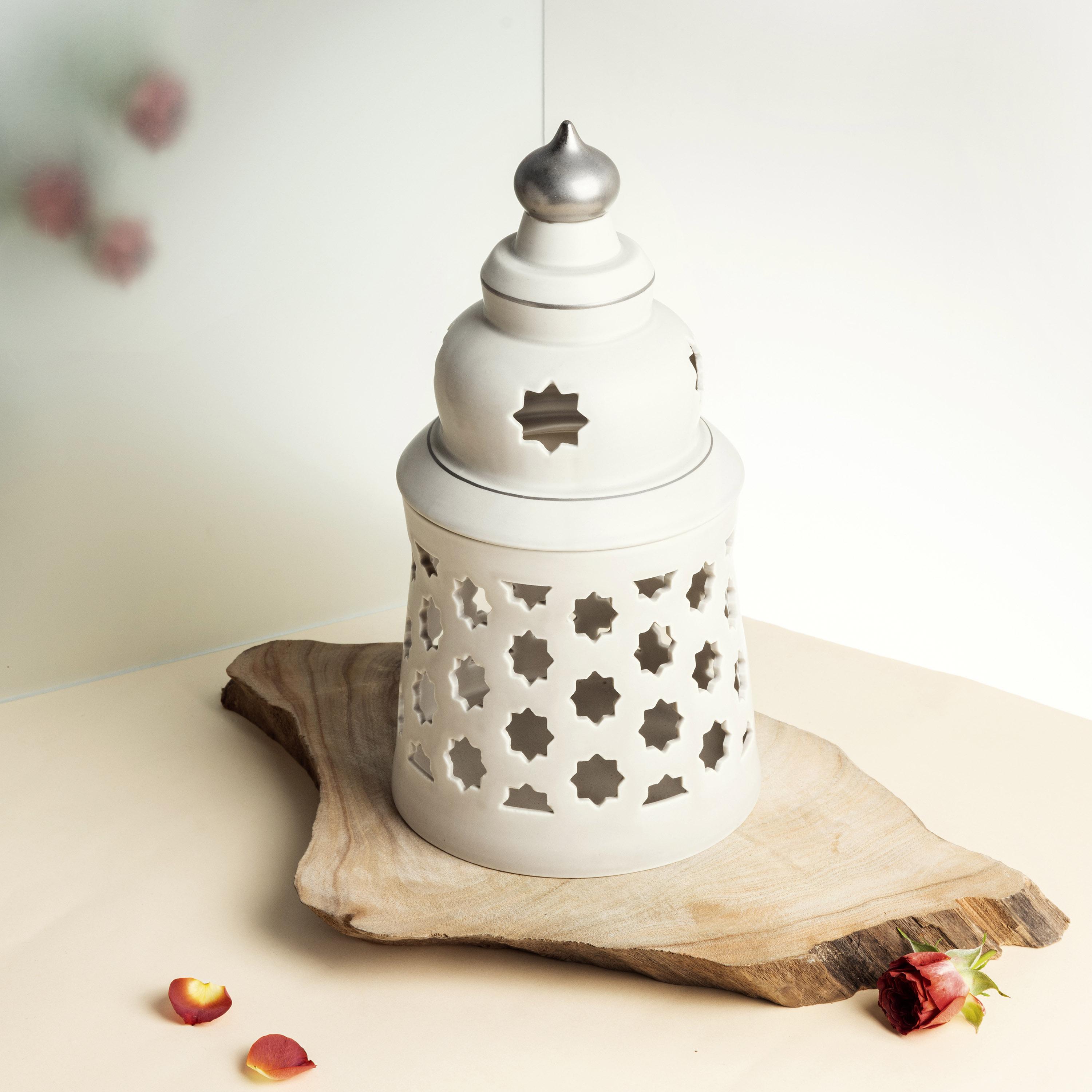 شمعة بدون لهب مع حامل شموع من البورسلان - أوتانتيك-household-decor-candleholdersandlanterns-image-1