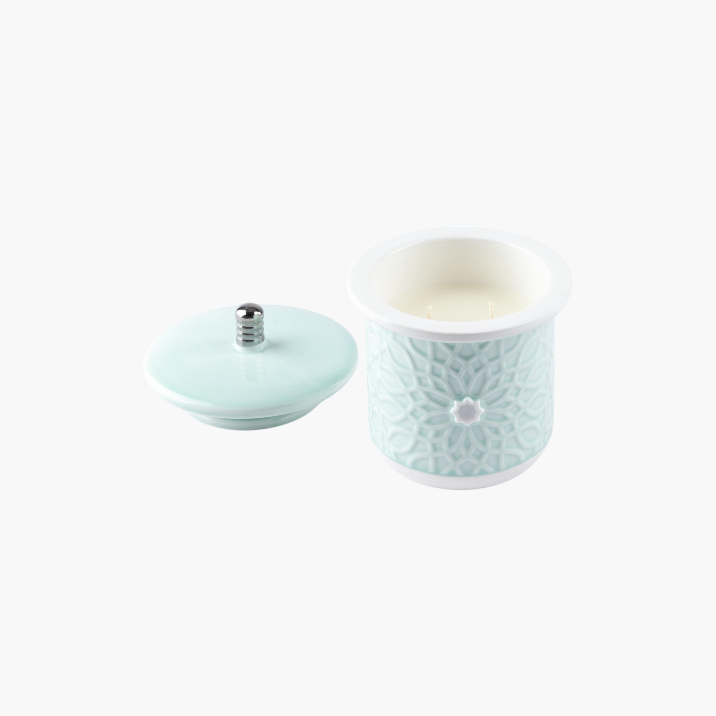 جرّة شموع بغطاء ونقوش زهرية بفتيلين من أوتانتيك-household-homefragrance-candles-image-3