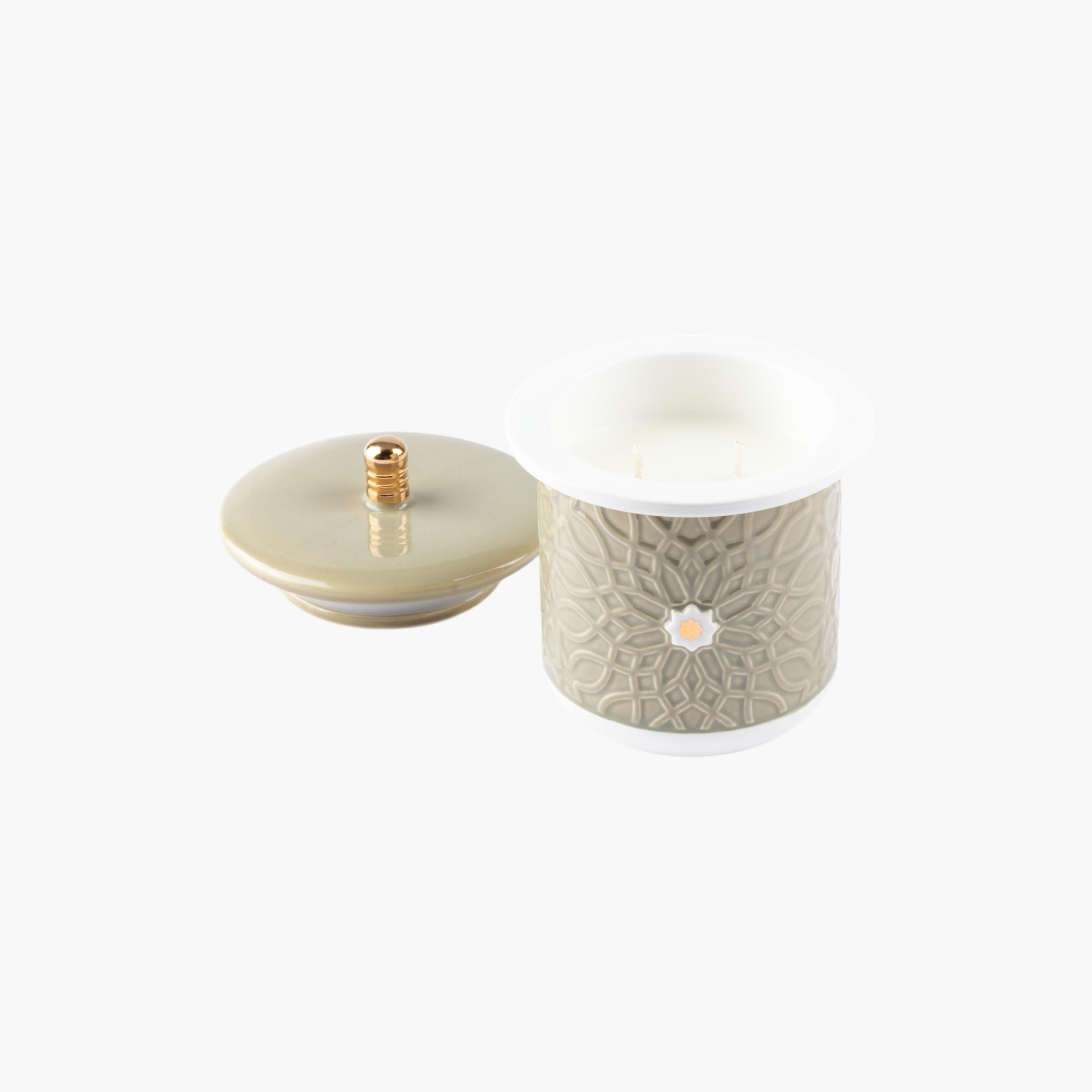 Floral Embossed 2-Wick Jar Candle with Lid-household-homefragrance-candles-image-3