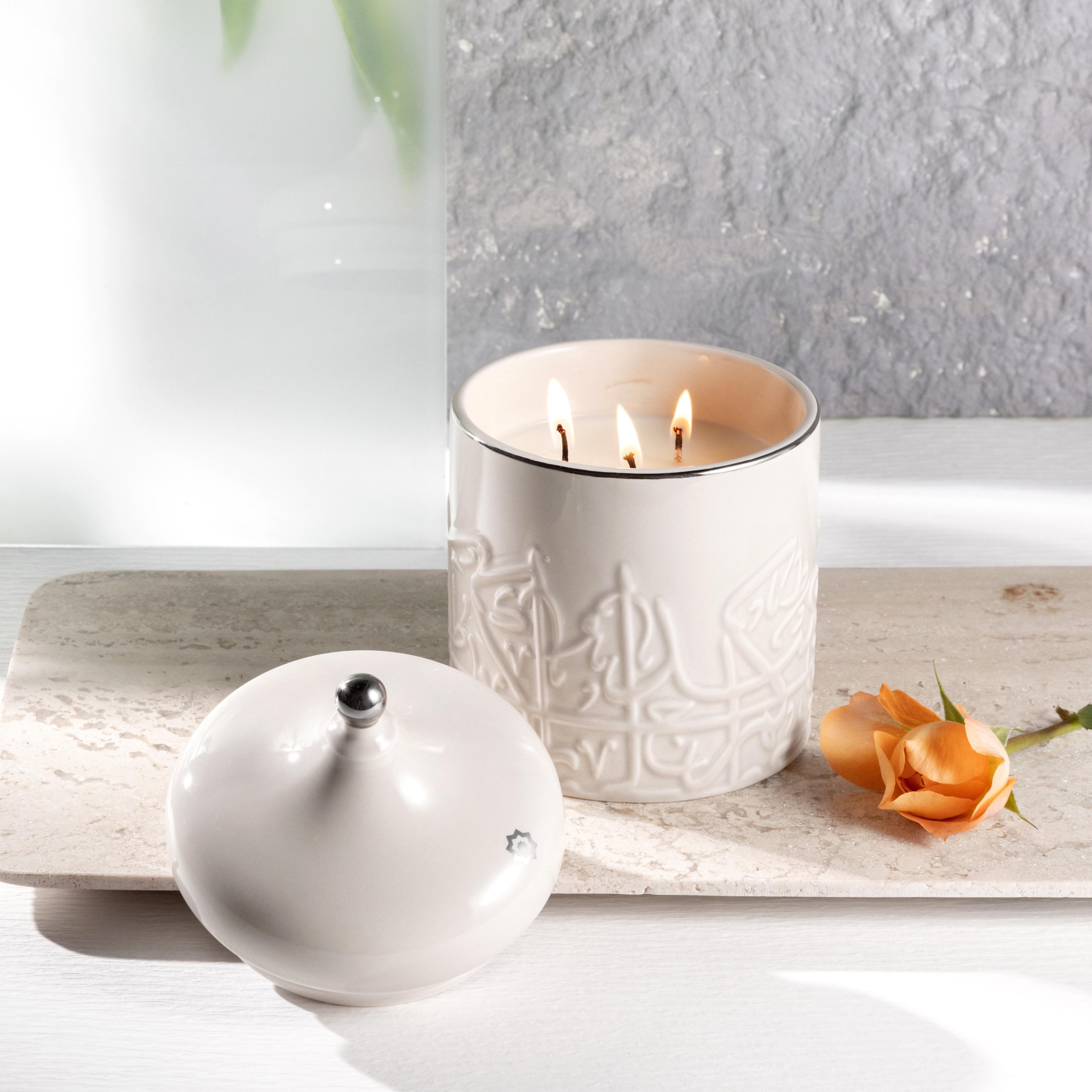 جرة شمع ثلاثية الفتائل بنقوش عربية مع غطاء من أوتانتيك-household-homefragrance-candles-image-4