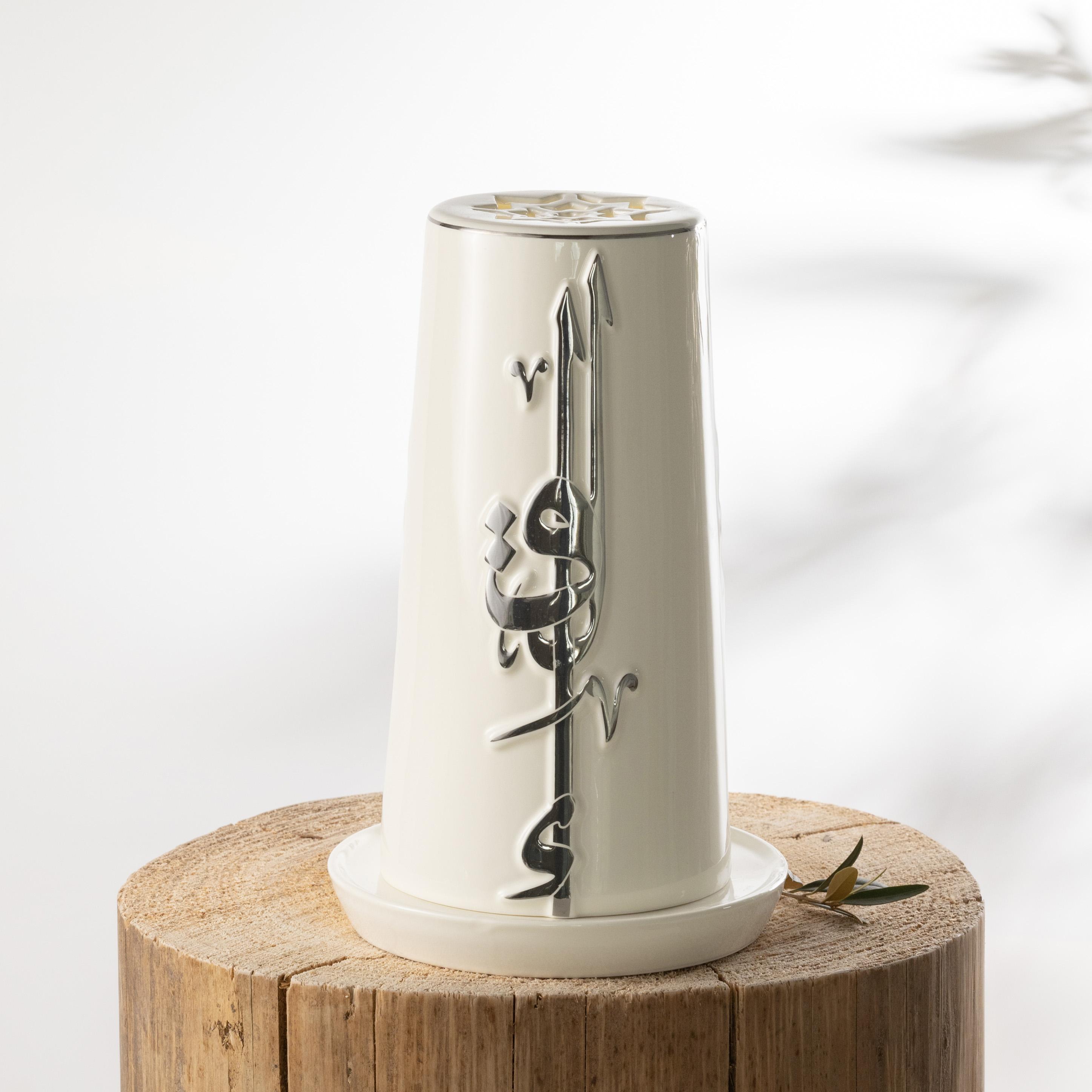 شمعة سيراميك بدون لهب بتزيينات الخط العربي مع حامل شموع من أوتانتيك-household-decor-candleholdersandlanterns-image-1