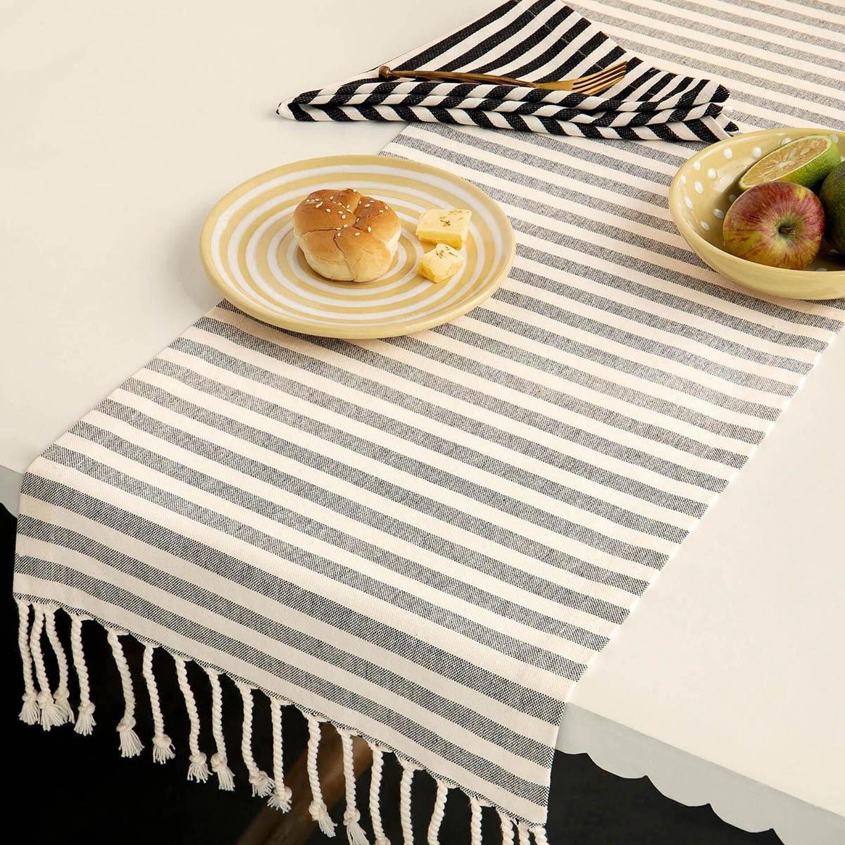 Classic Table Runner - 36x180 cm