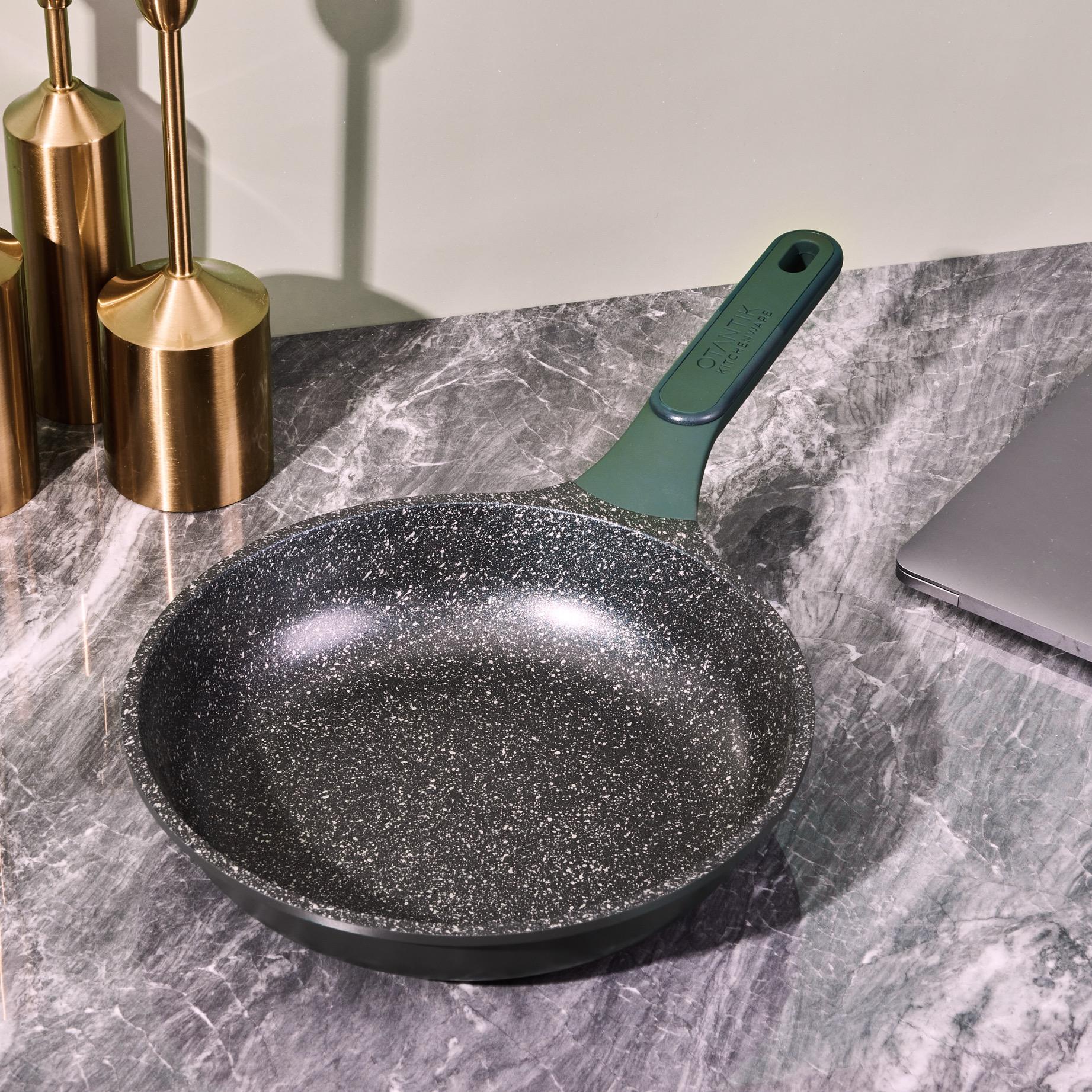 مقلاة جرانيت من أوتانتيك-household-kitchen-cookware-potsandpans-image-1