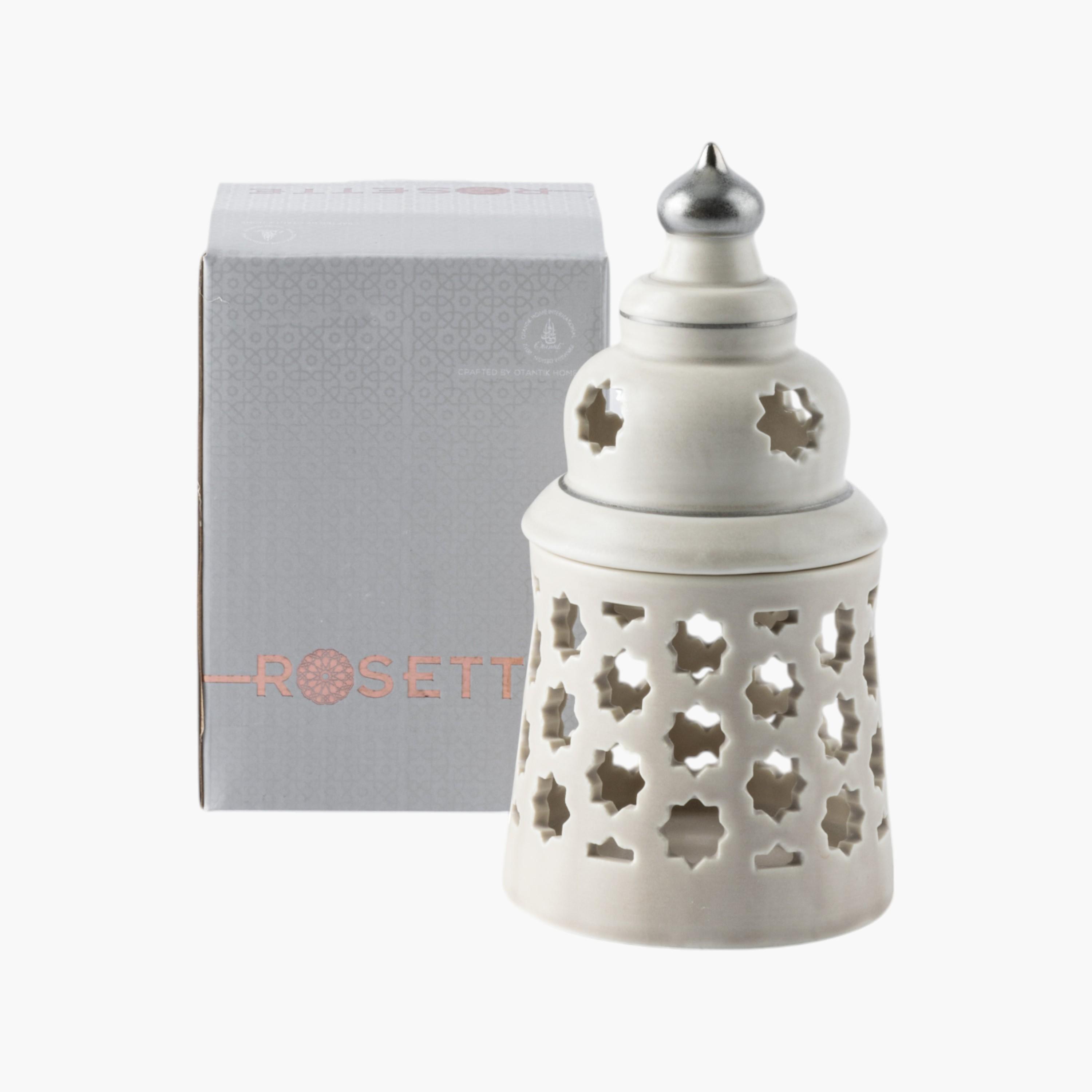 حامل شموع بتفاصيل مفرغة مع شمعة بدون لهب 12 سم من أوتانتيك-household-decor-candleholdersandlanterns-image-2