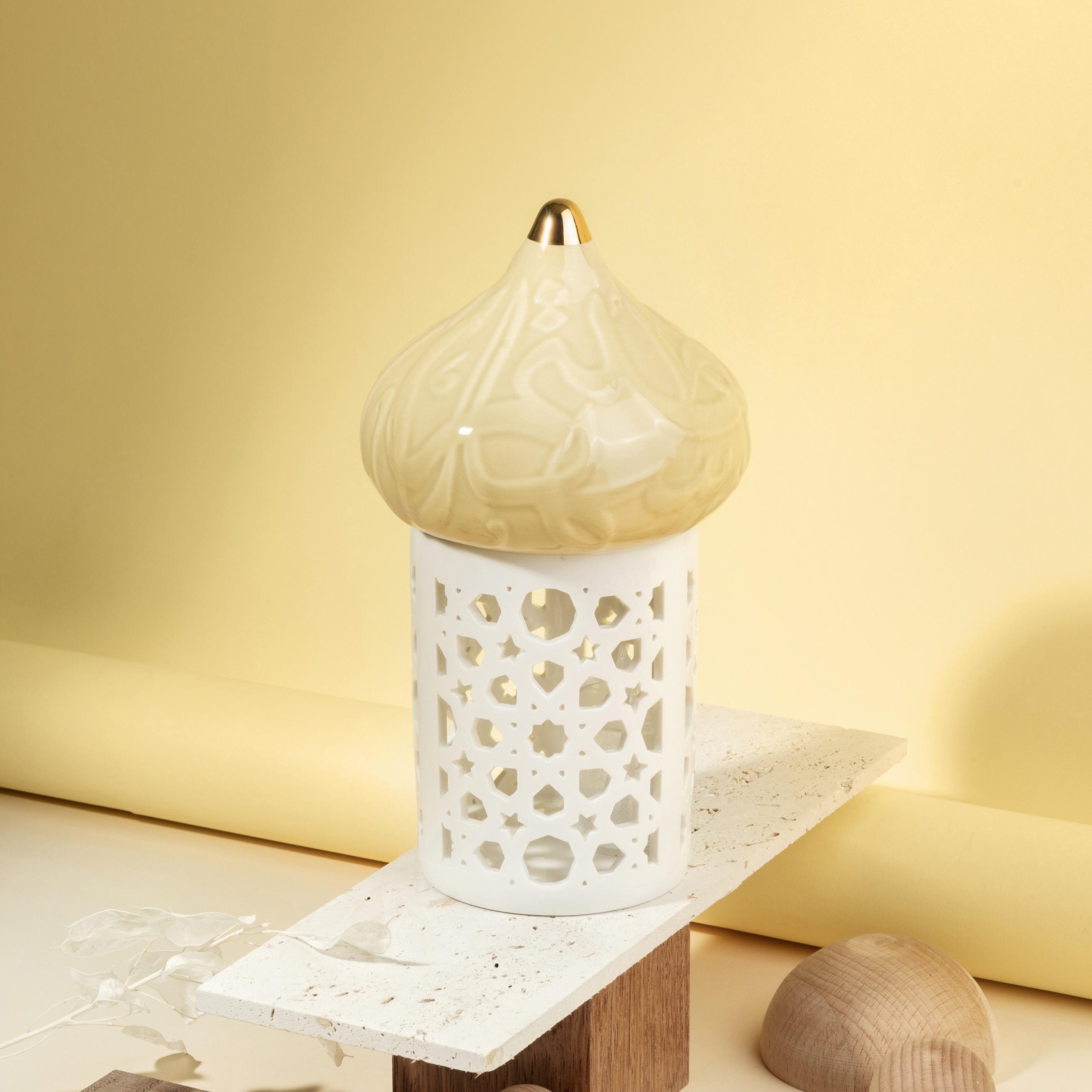 حامل شموع بورسلان بتصاميم مفرغة من أوتانتيك - 13 سم-household-decor-candleholdersandlanterns-image-1