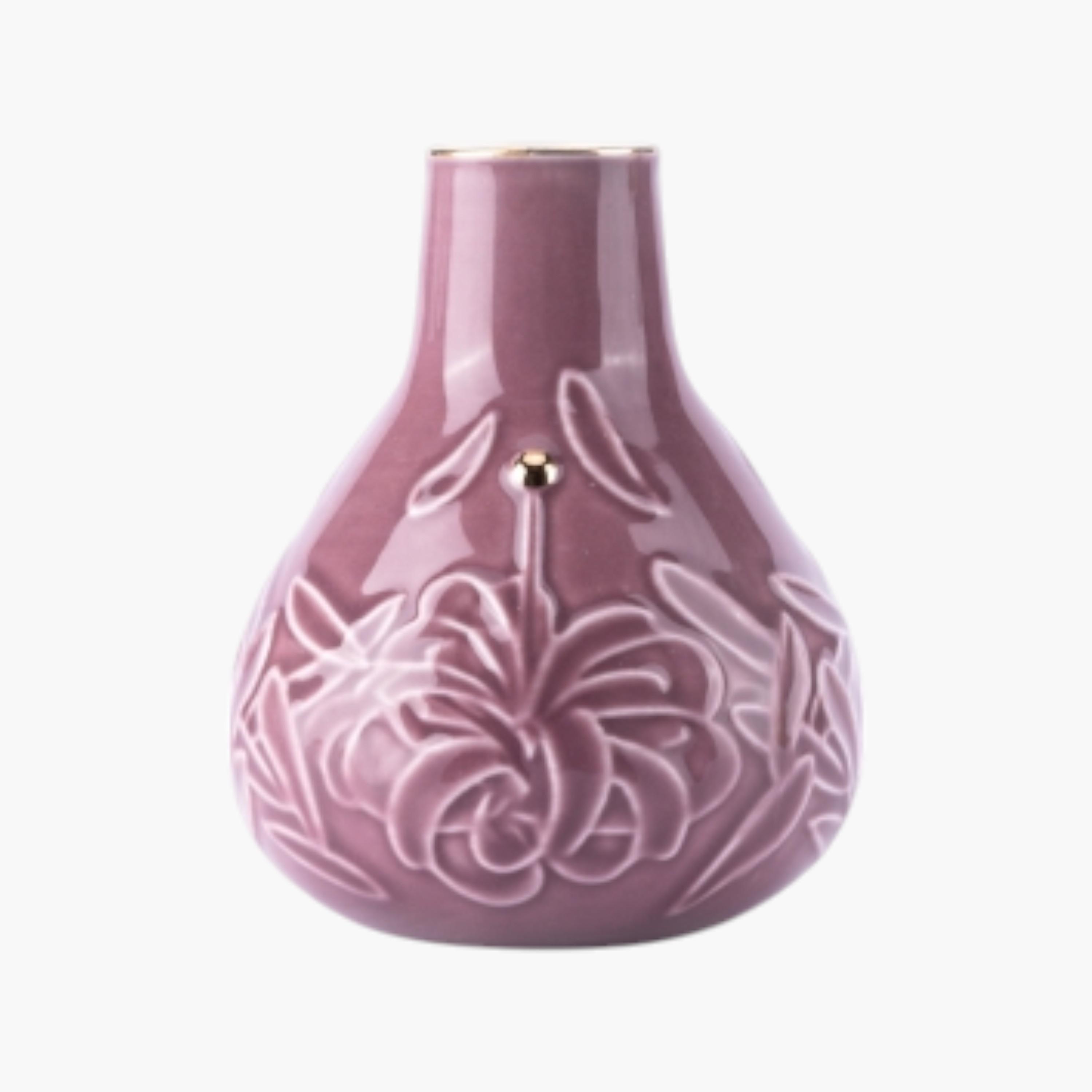 مزهرية بورسلان مزينة بنقوش زهرية من أوتانتك-household-decor-vasesandbowls-image-3