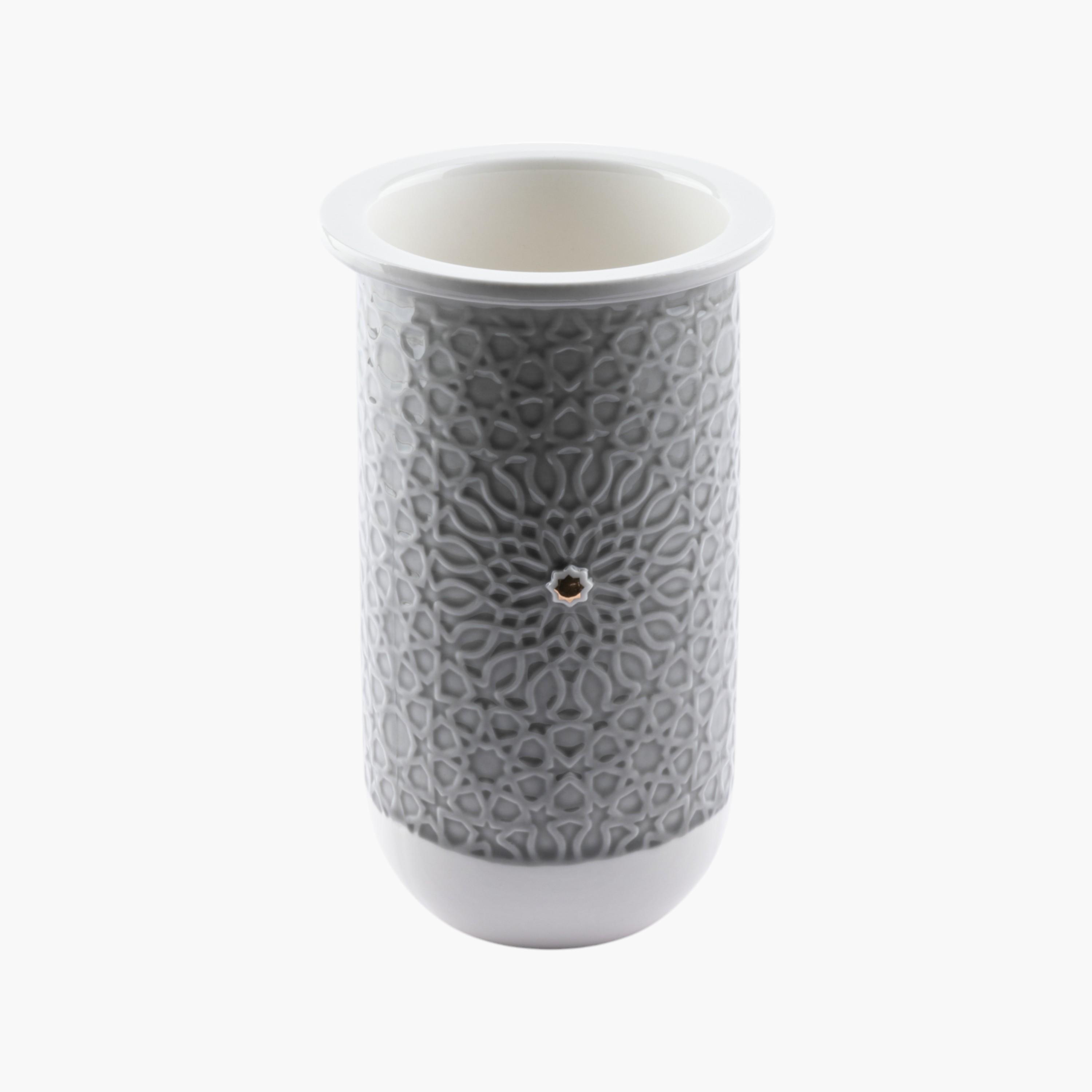 Textured Porcelain Flower Vase-household-decor-vasesandbowls-image-2
