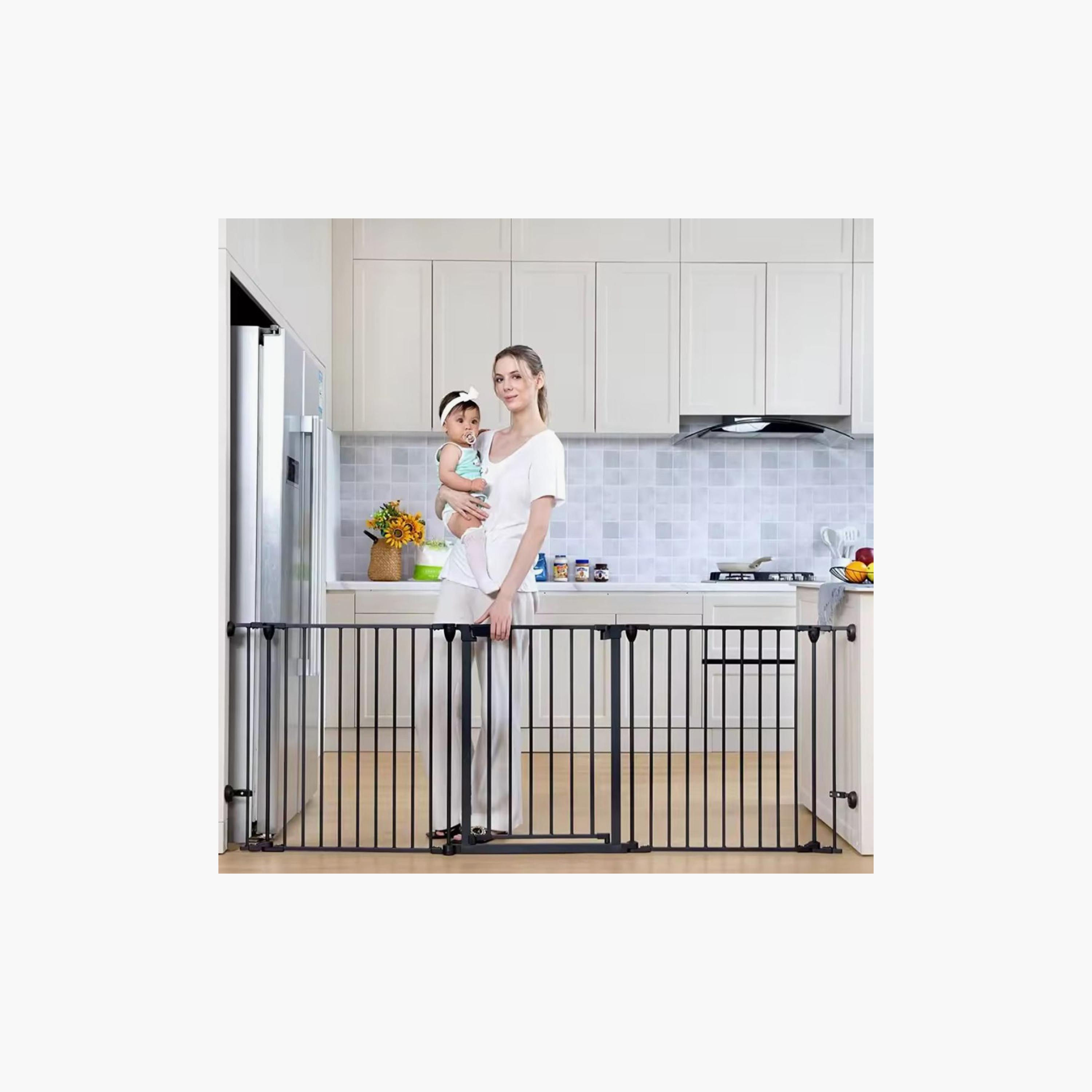 بوابة أمان للأطفال جارديان من ميني باندا - عمر 0 أشهر فما فوق-baby-healthandsafety-babyproofing-image-9