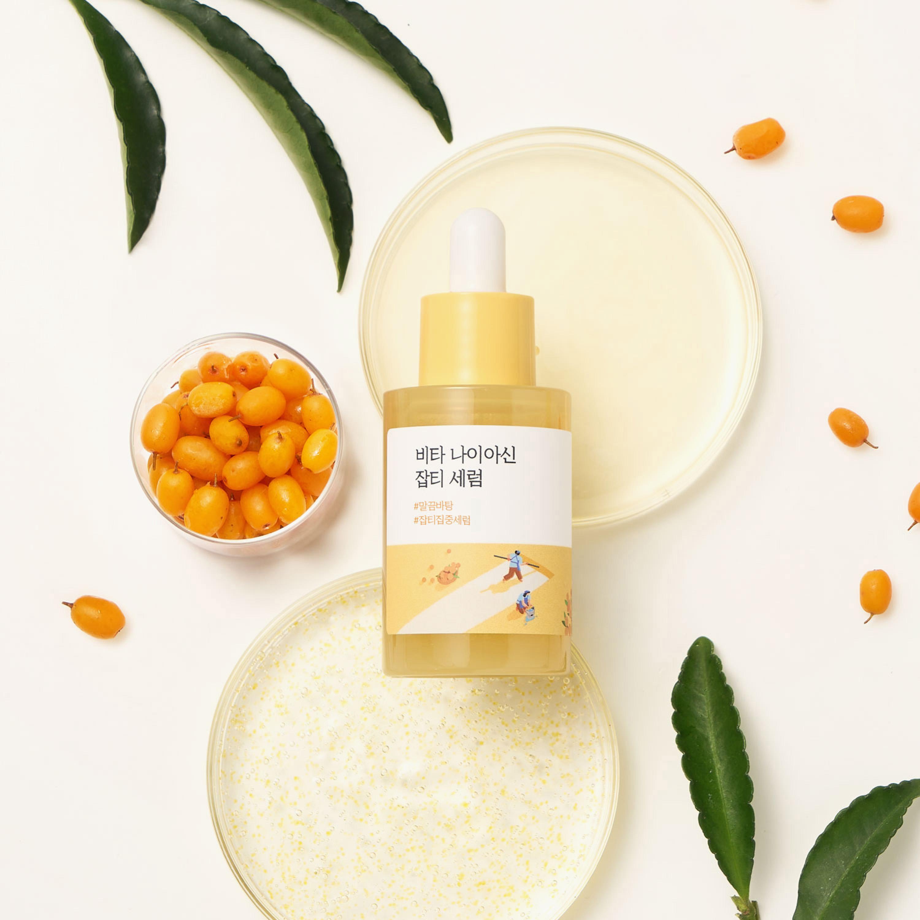 سيروم فيتا نياسيناميد للبقع الداكنة من راوند لاب - 30 مل-beautyandpersonalcare-kbeauty-skin-treatmentsandserums-image-2