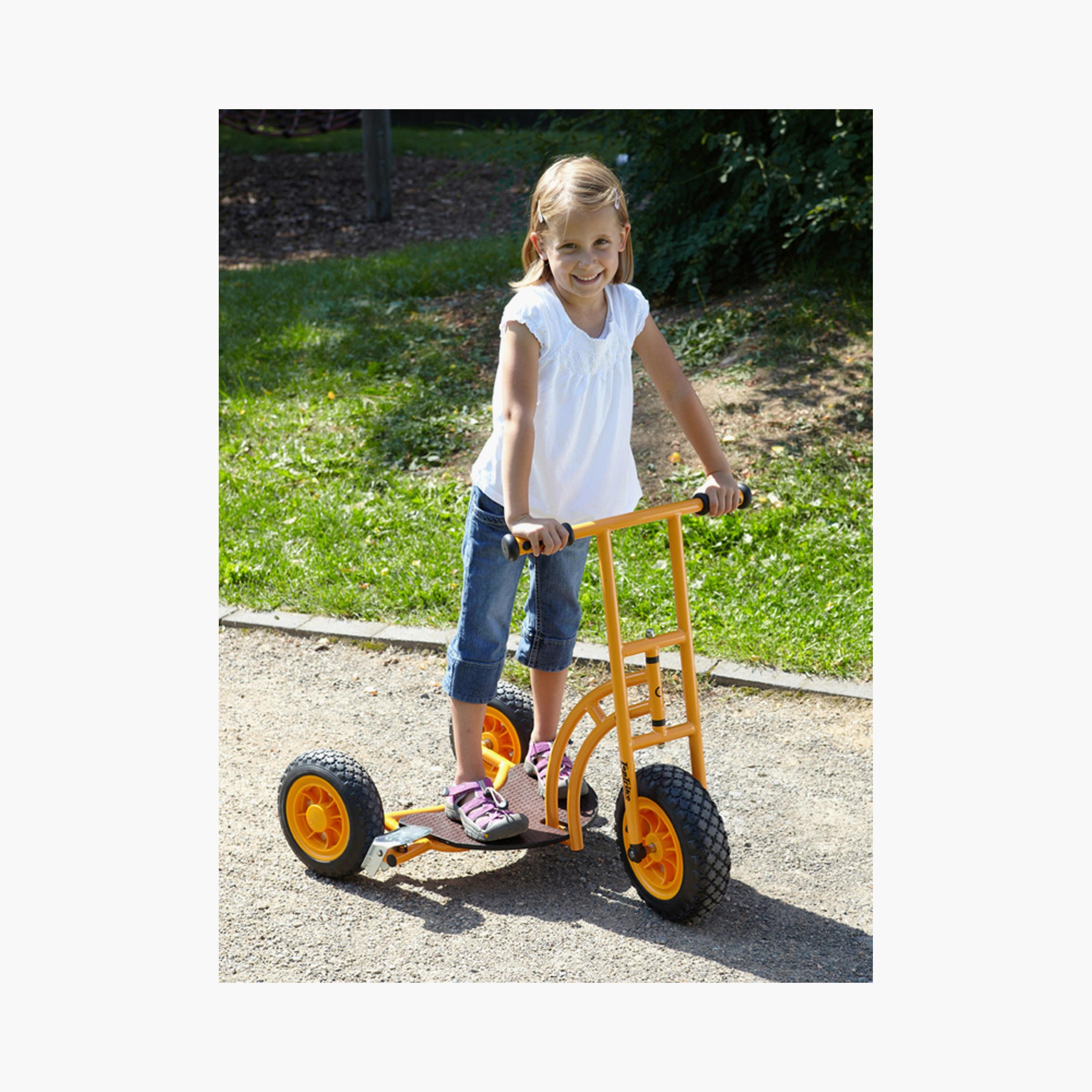 Beleduc Scooter / Bengy-toys-outdoor-scooters-image-2