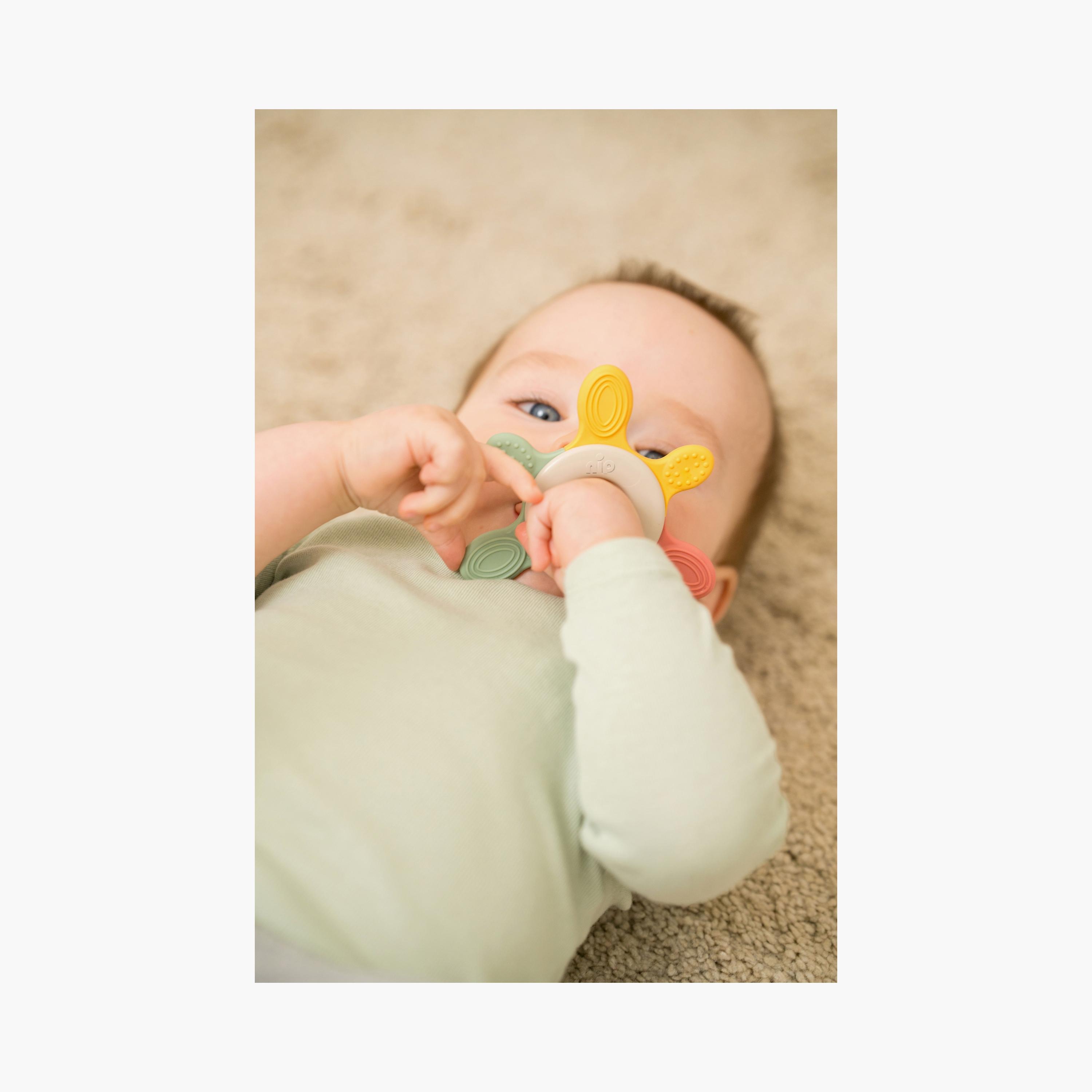 Nip Eco-Friendly Play Green Teething Ring - 3 Months+-toys-babyandtoddlertoys-rattlesandteethers-image-3