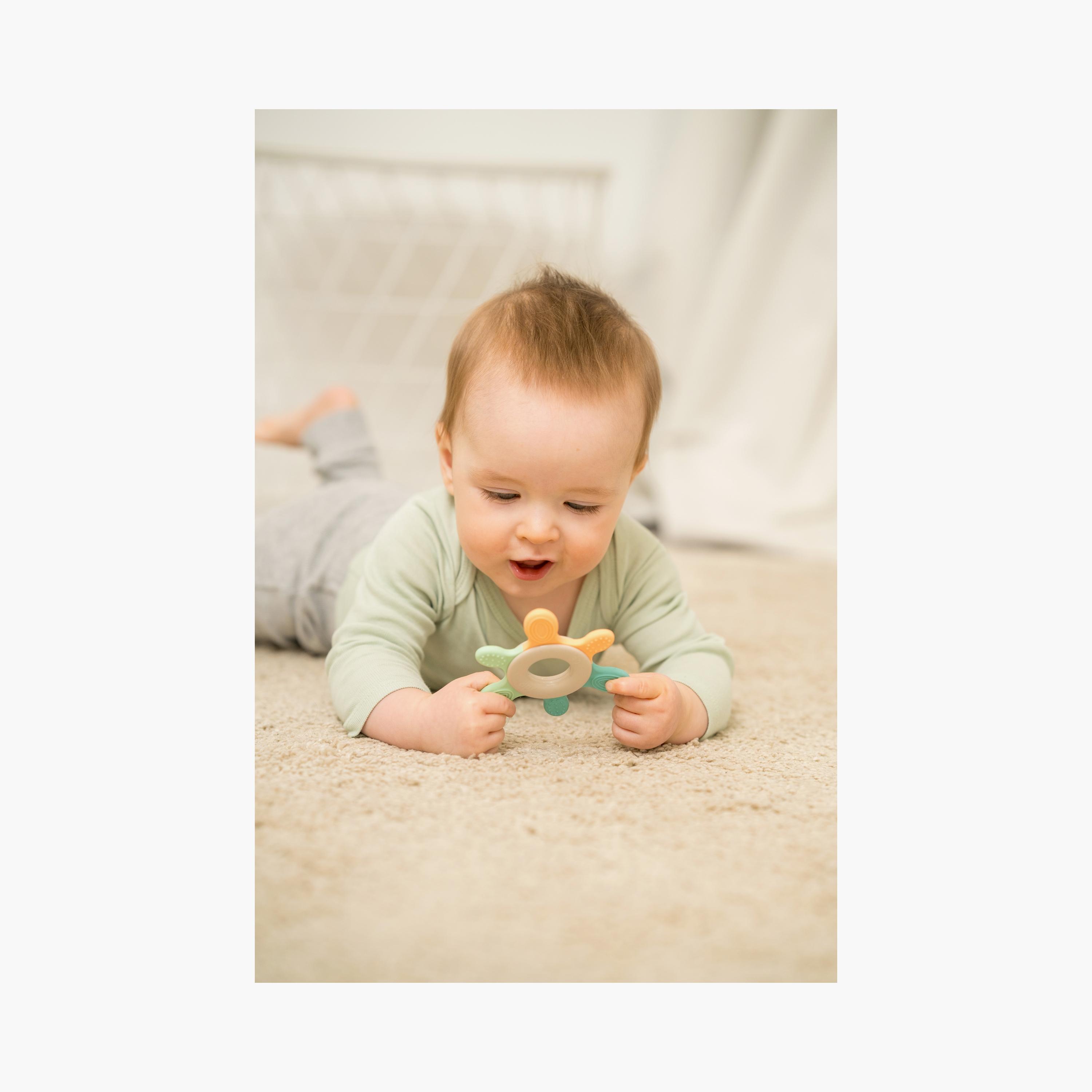 Nip Eco-Friendly Play Green Teething Ring - 3 Months+-toys-babyandtoddlertoys-rattlesandteethers-image-5