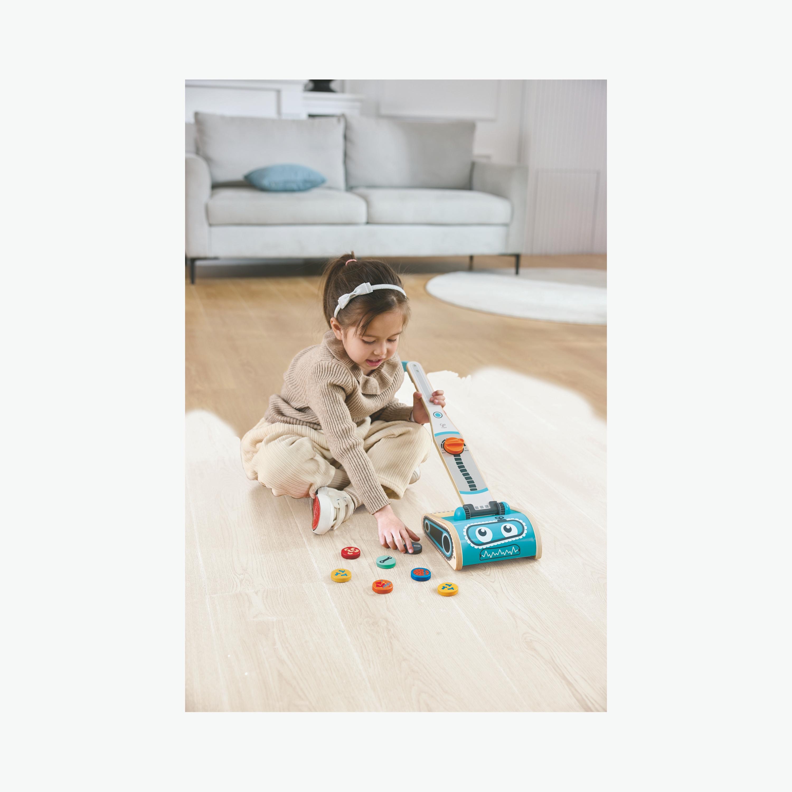 Hape 7-Piece Wooden Vacuum Playset with Accessories-toys-roleplay-householdsets-image-2