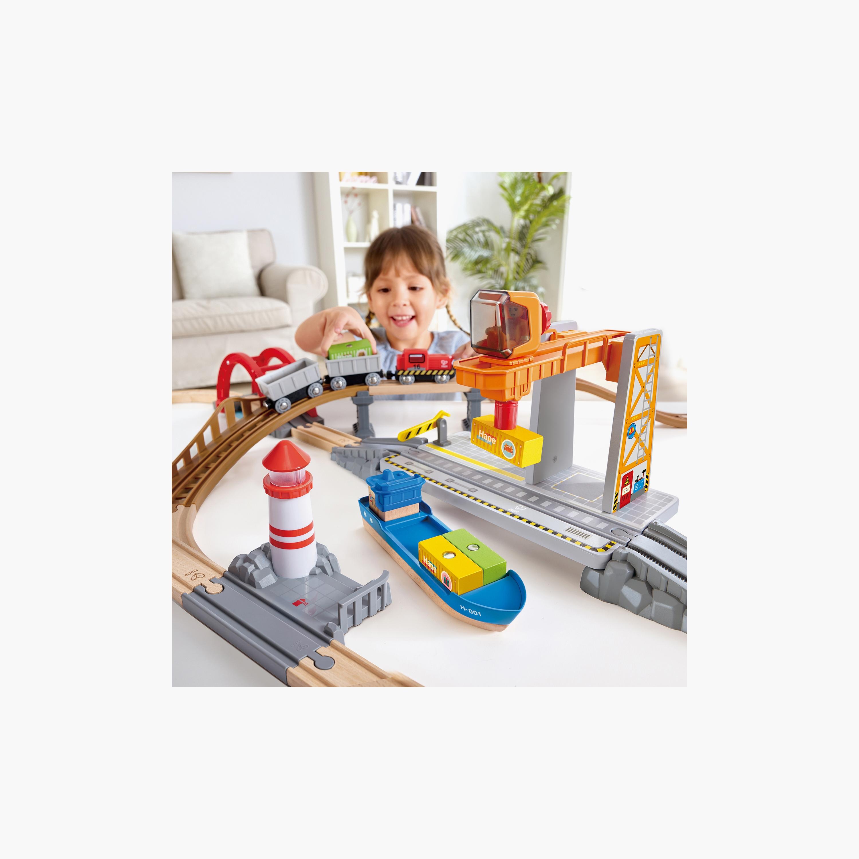 Hape 38-Piece Sea & Rail Cargo Transport Train & Railway Set-toys-buildingblocks-constructionsets-image-8