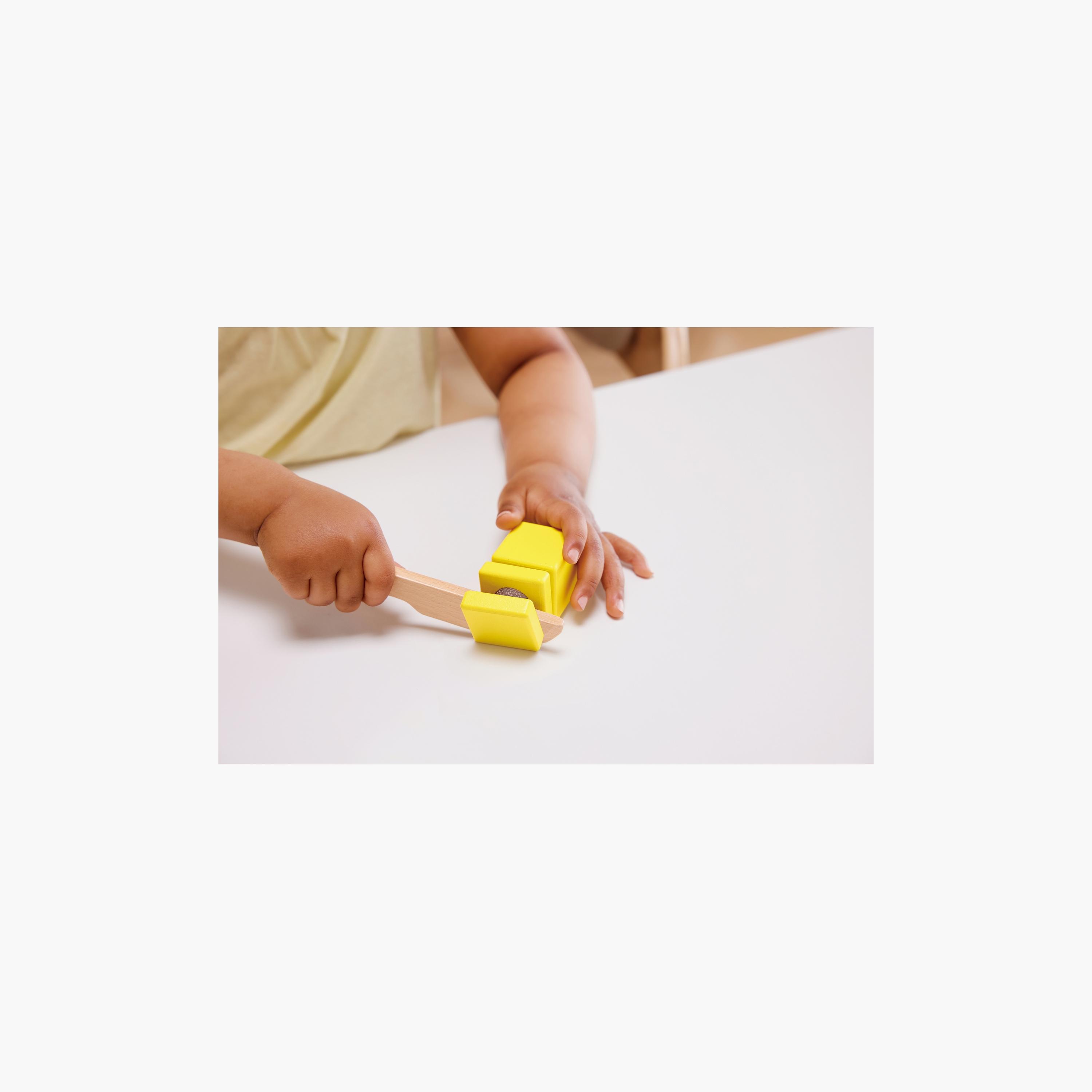 Hape 15-Piece Ding & Pop-up Toaster Wooden Playset with Accessories-toys-roleplay-playfoods-image-4