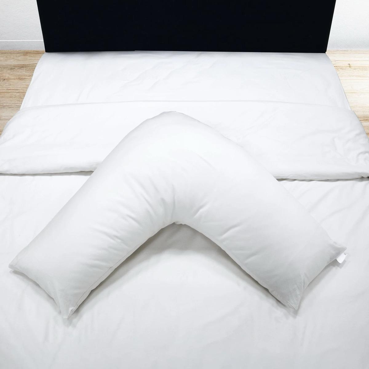 Silentnight Standard V-Shape Cotton Sateen 250 Thread Count Pillowcase - 32x151 cm