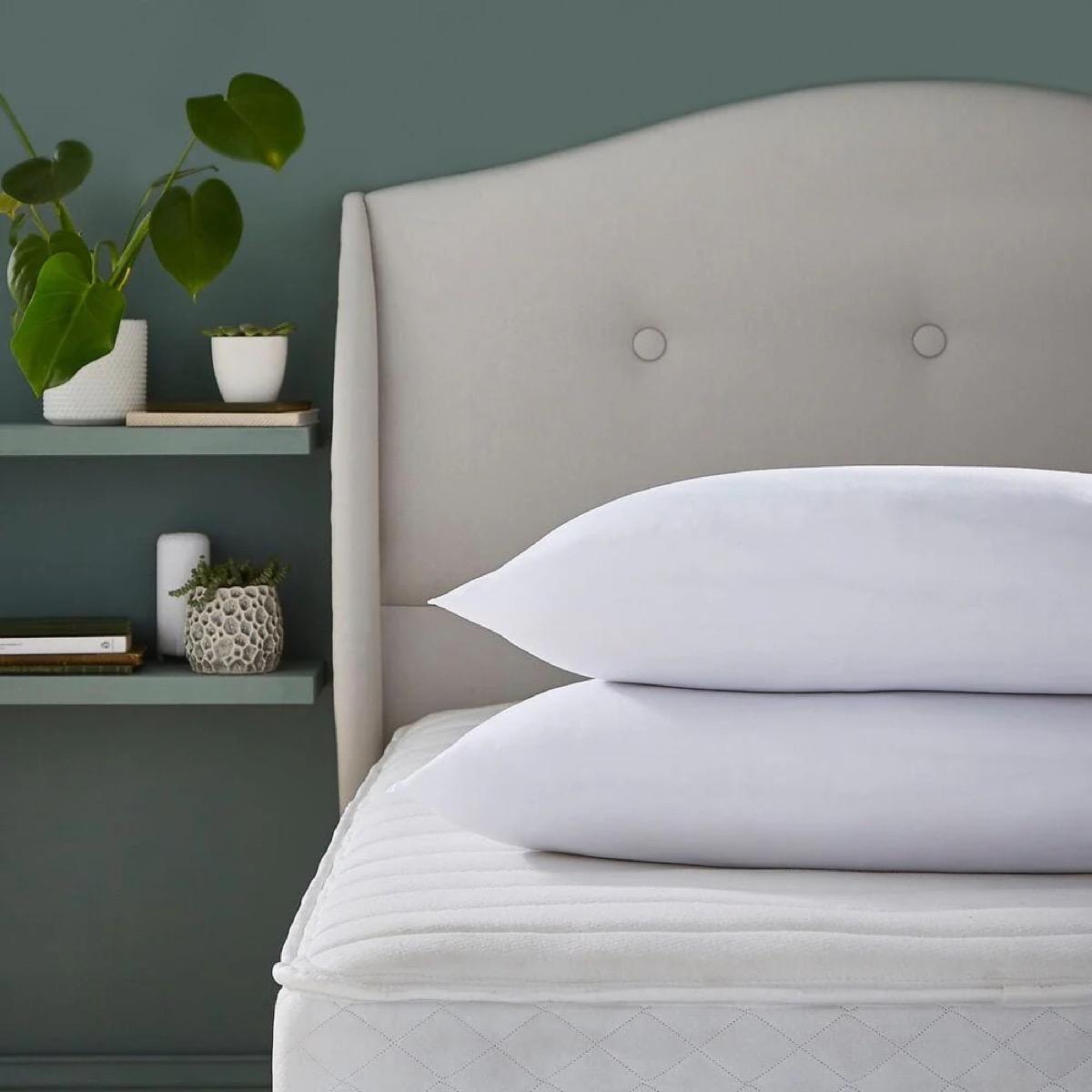 Silentnight Microfibre 2-Piece Pillow Set - 48x74 cm