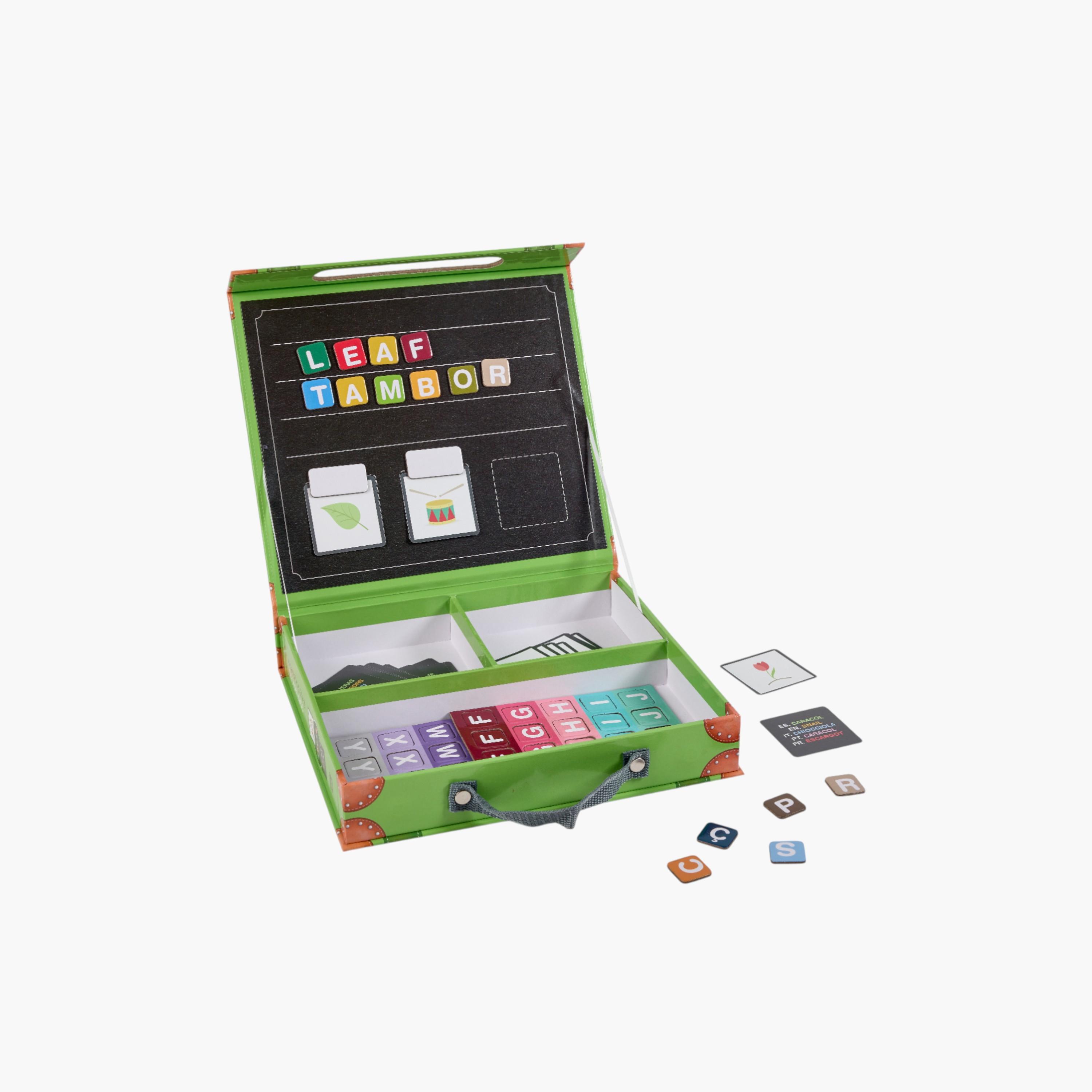 Eurekakids 154-Piece Magnetic Discover Words Cards Set