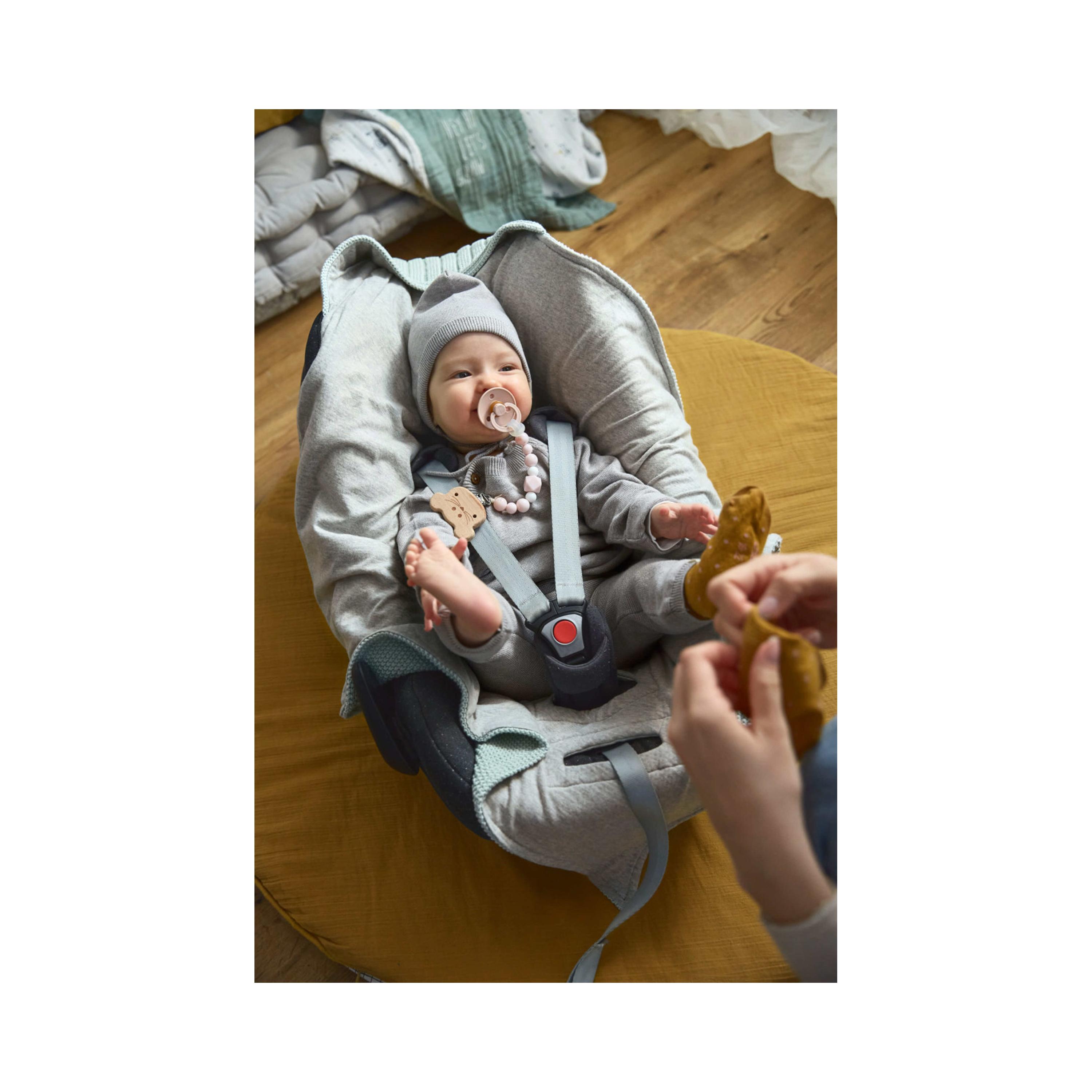 LASSIG GOTS-Certified Baby Car Seat Blanket-baby-gear-carseats-image-3