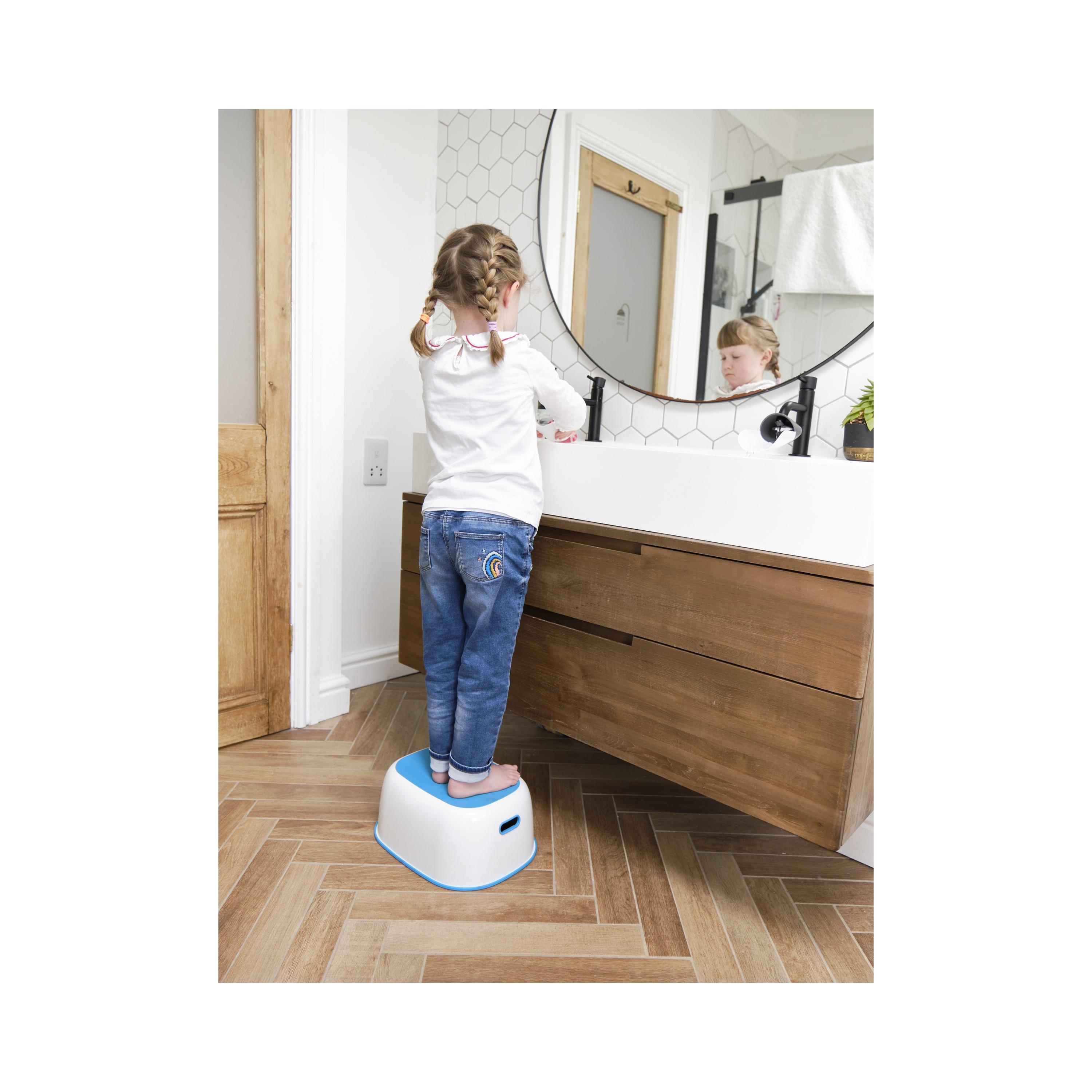 Prince Lionheart StepSTOO Non-Slip Toilet Training Seat-baby-diapering-pottytraining-image-6