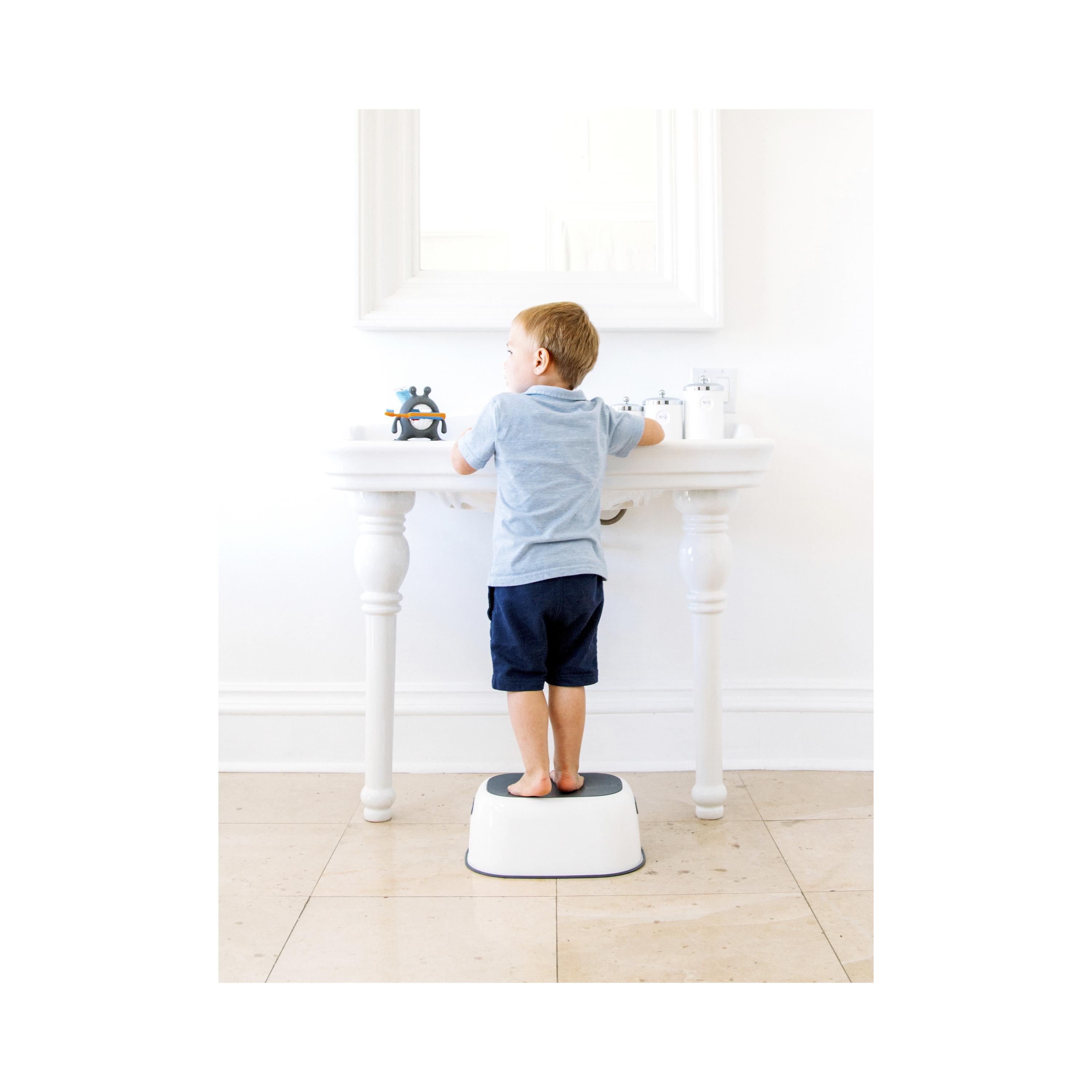 Prince Lionheart StepSTOO Non-Slip Toilet Training Seat-baby-diapering-pottytraining-image-10