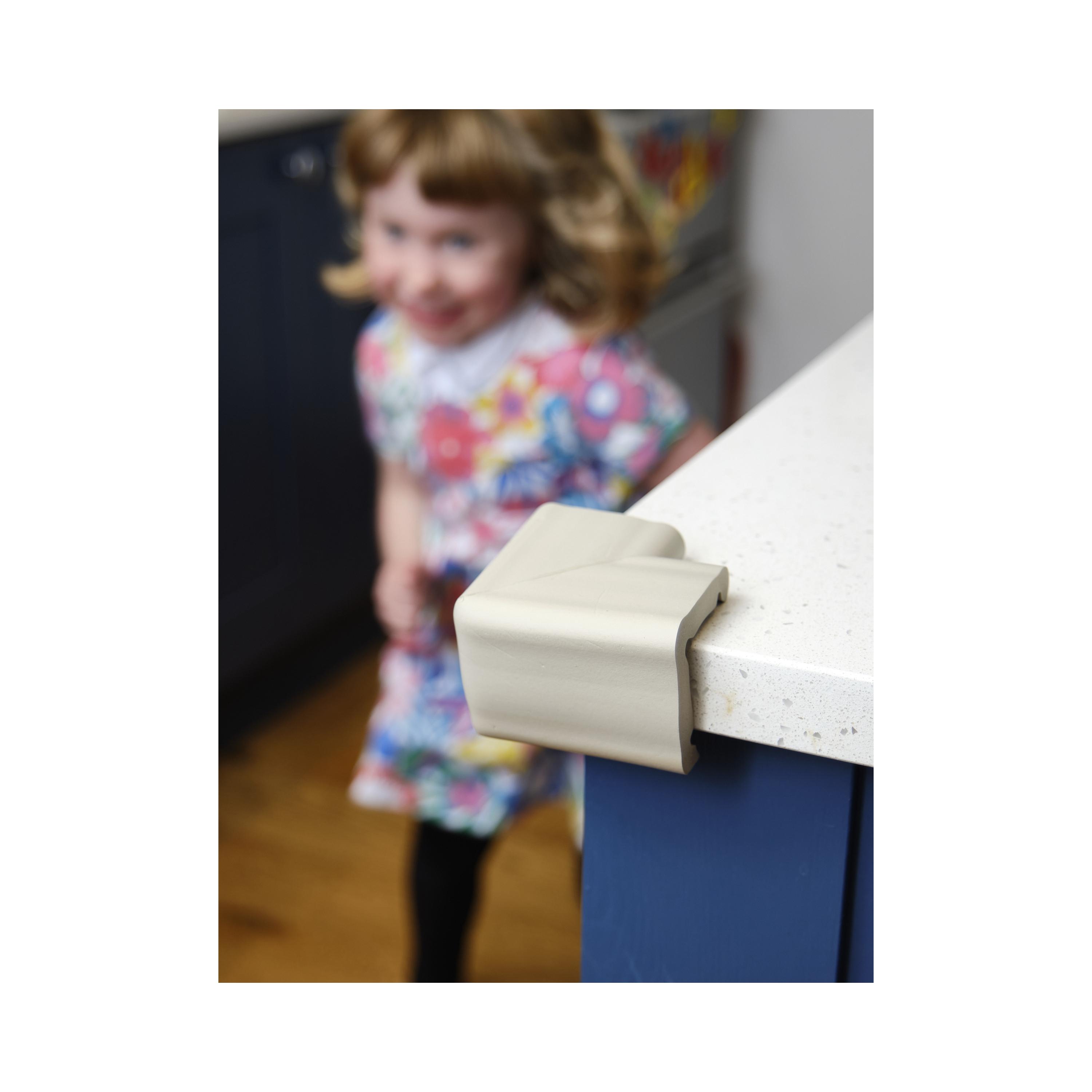 Prince Lionheart 4-Piece Cushiony Jumbo Corner Guards - Neutral Light Grey-baby-healthandsafety-babyproofing-image-6