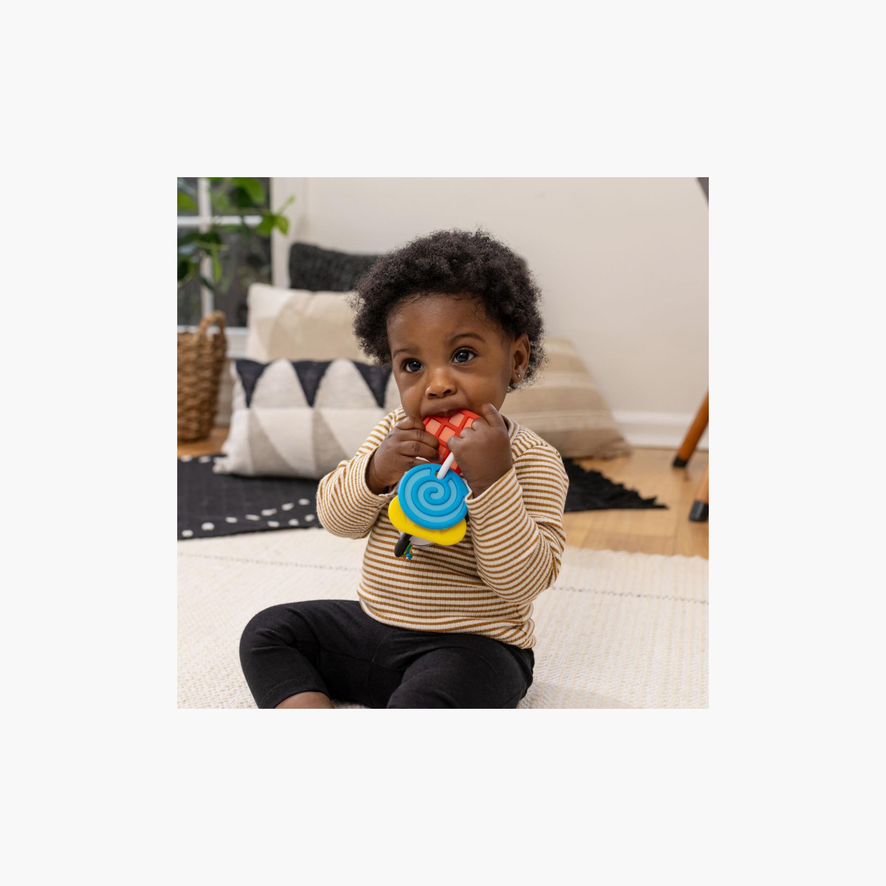 Baby Einstein 2-In-1 Shake-A-Shape Zen Teether & Rattle Toy - 3 Months+-toys-babyandtoddlertoys-rattlesandteethers-image-3