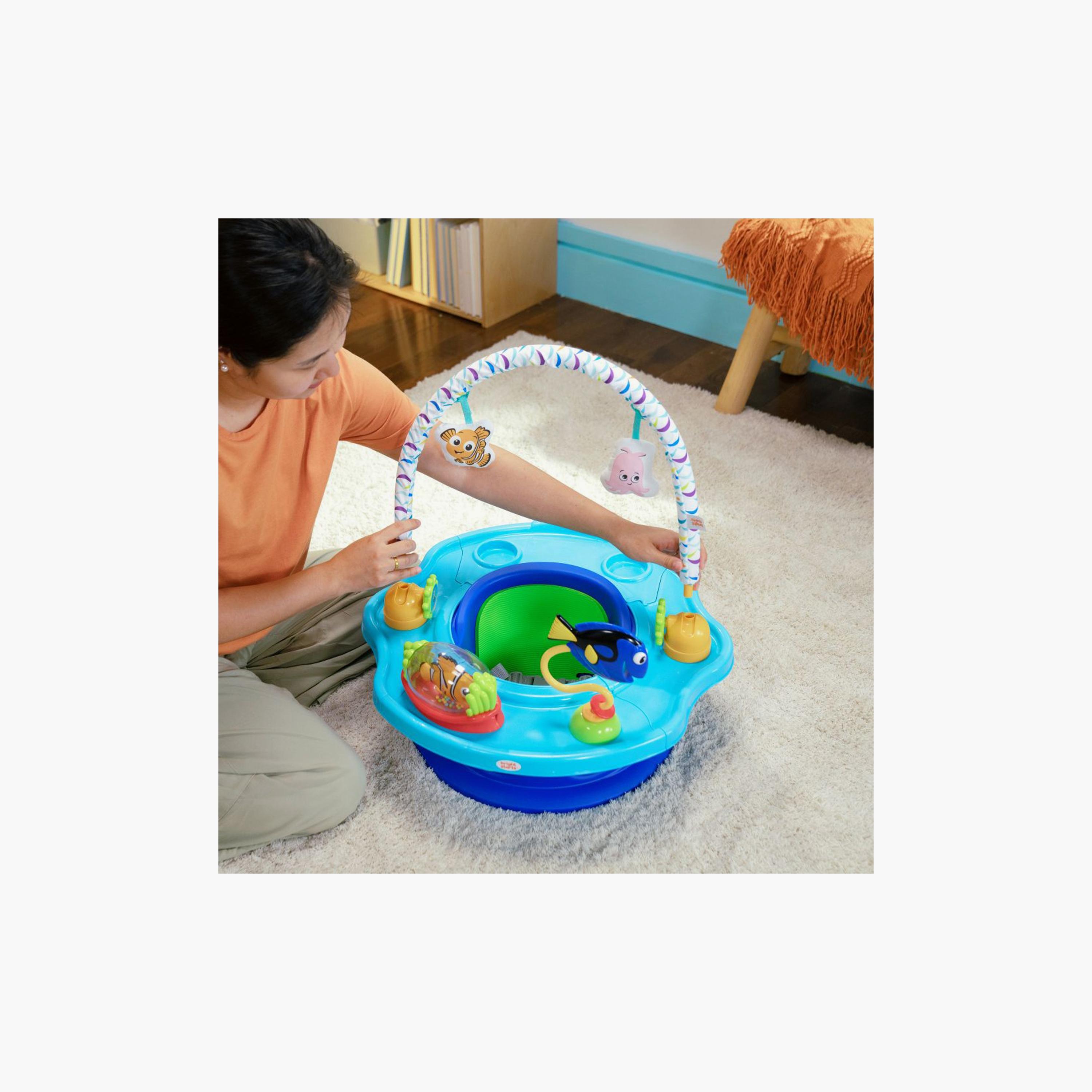 مقعد سوبر فايندنج نيمو 3 في 1 مع ألعاب معلقة من برايت ستارتس - من 6 أشهر إلى 3 سنوات-baby-feeding-highchairsandboosters-image-6