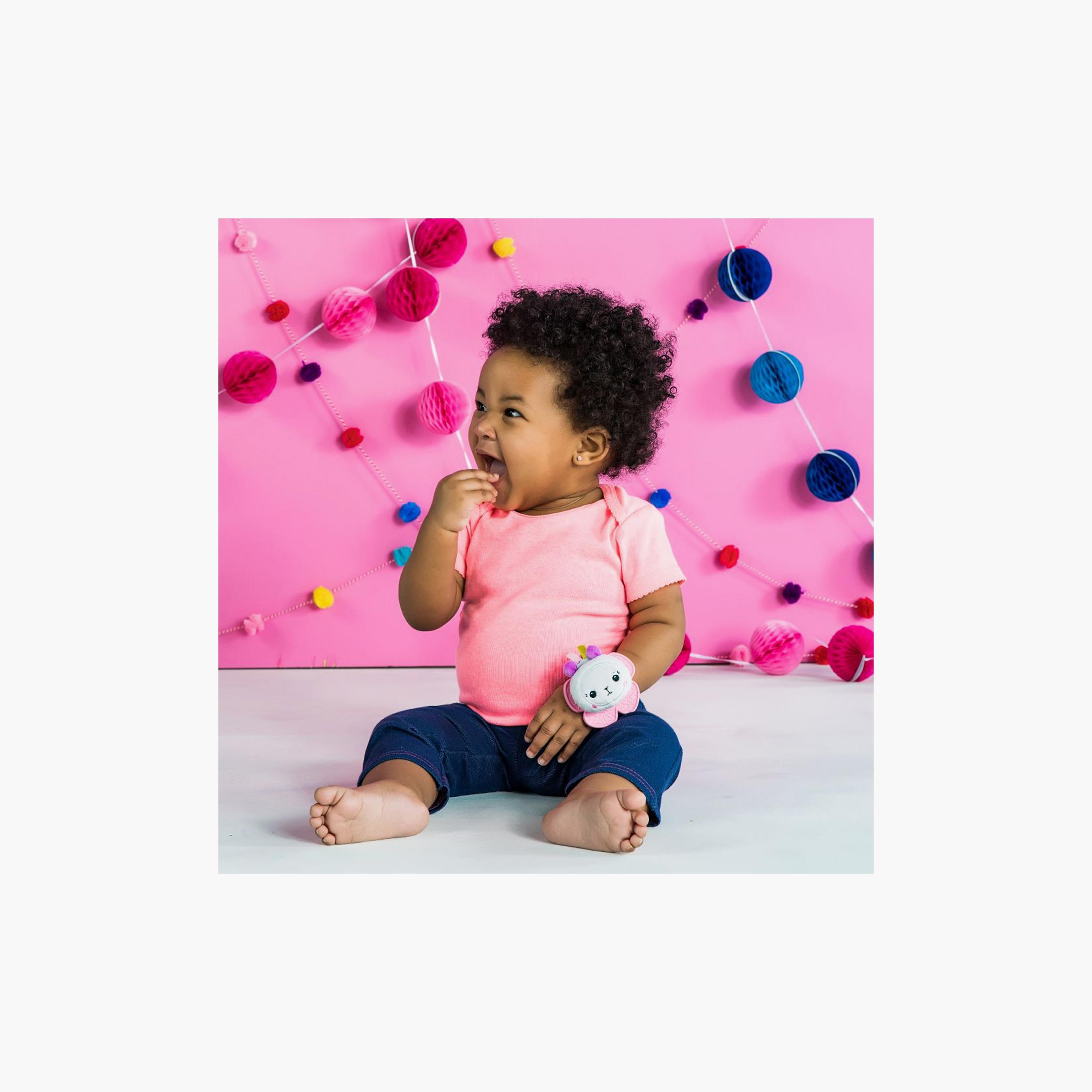 لعبة راتل أند تيث معصم بالز من برايت ستارتس - يونيكورن ولاما - من 0 إلى 36 شهرًا-toys-babyandtoddlertoys-rattlesandteethers-image-2