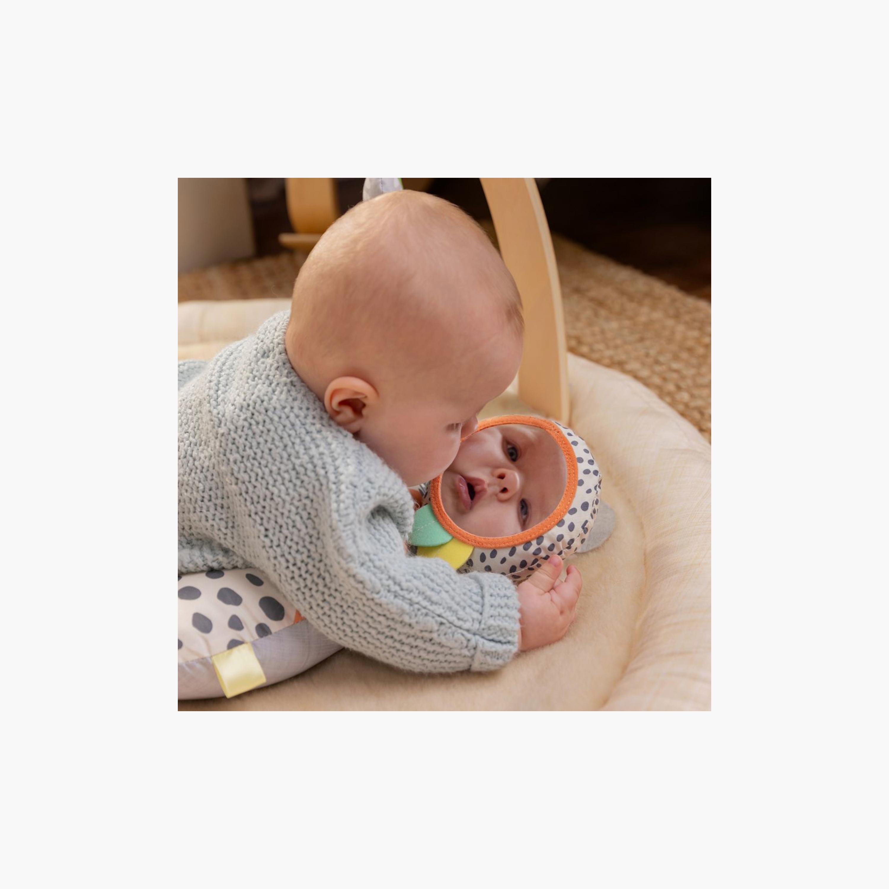 Ingenuity Every Season Plush Lambswool Play Mat with 5 Removable Toys - 0-12 Months-baby-infantactivity-playpensandplaymats-image-4