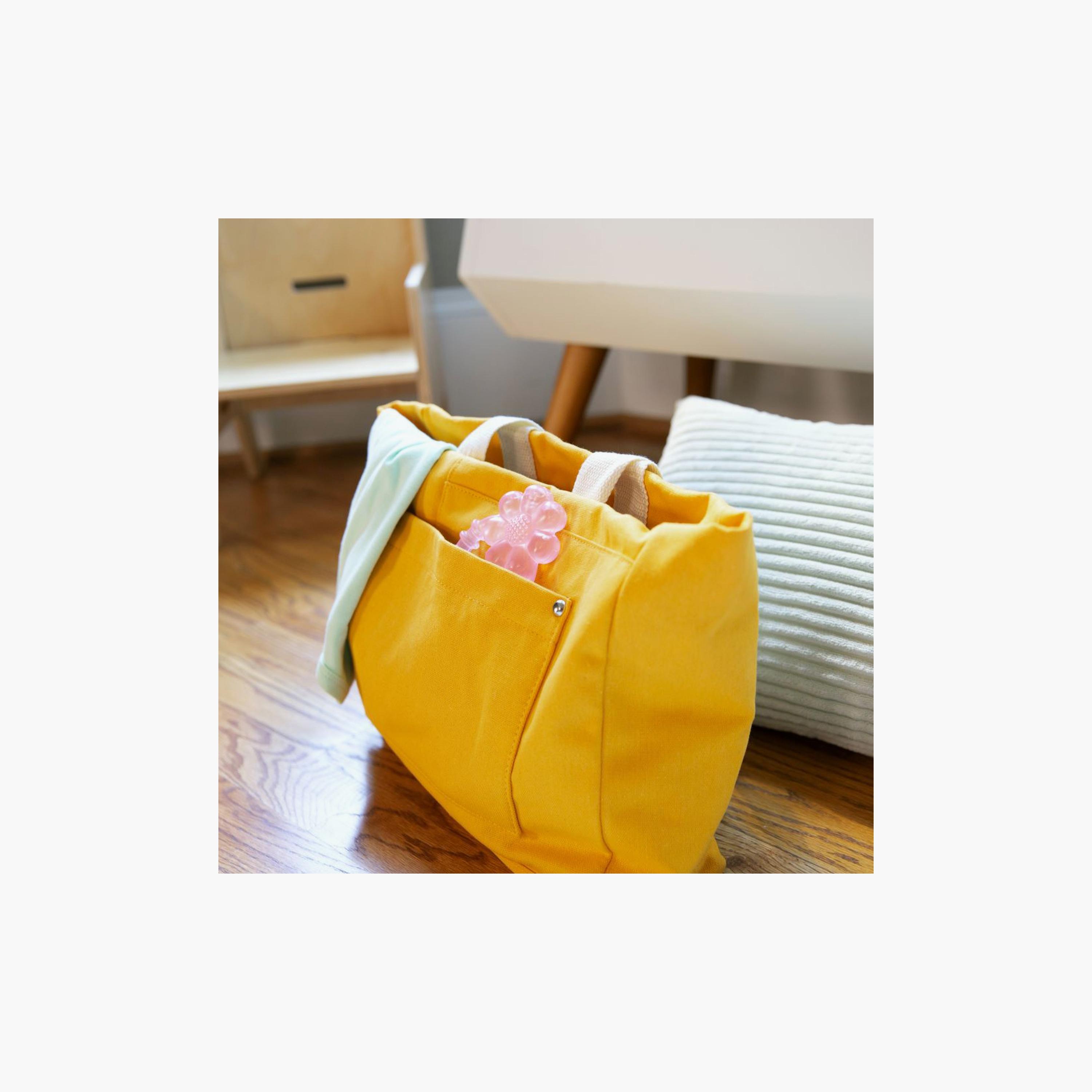 Ingenuity Cool Bite BPA-free Water Teether - Daisy - 3-36 Months-baby-feeding-teethers-image-6