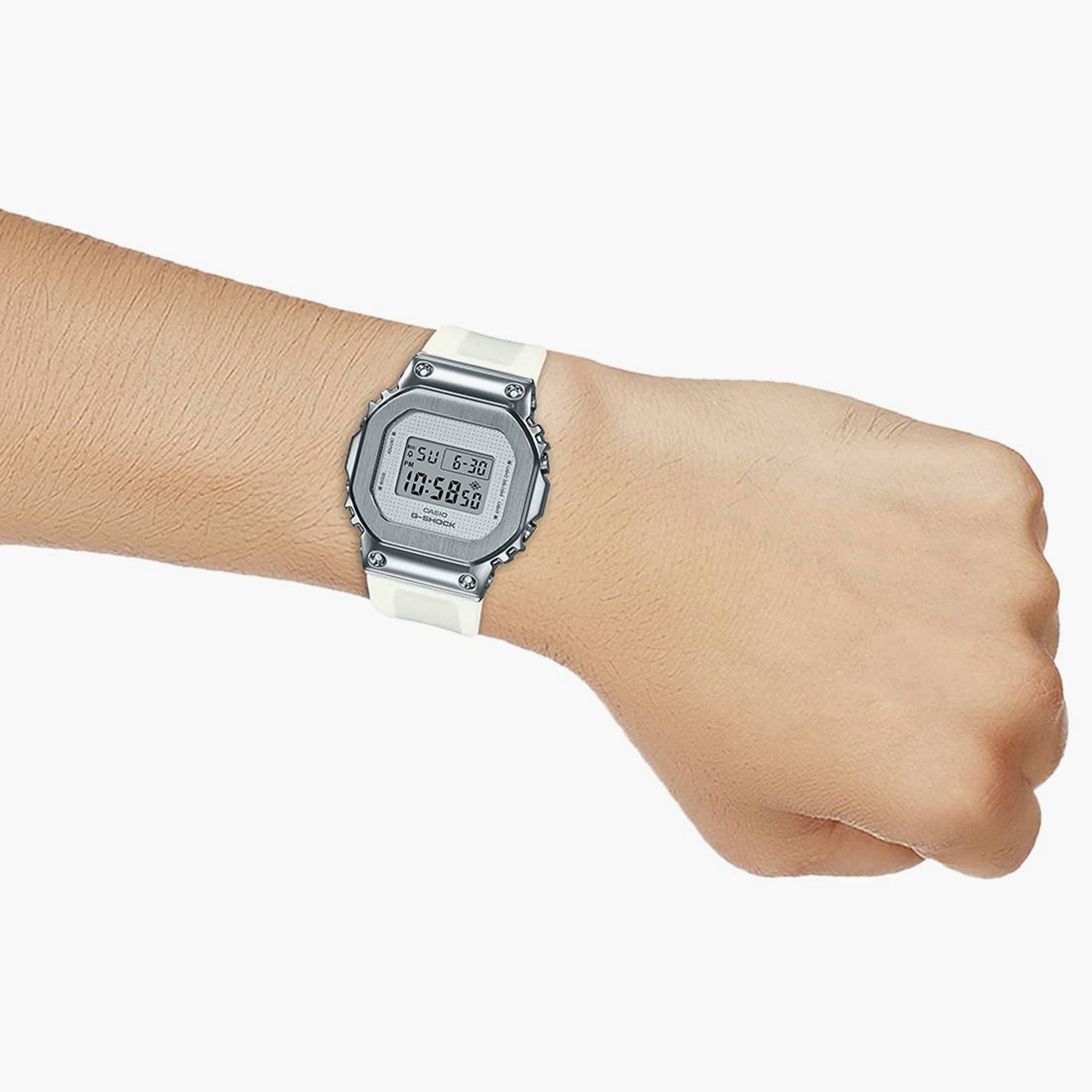 G-Shock ساعة نسائية بحزام من الراتنج التناظري الرقمي | جنرال موتورز - S5600SK - 7 دي آر-men-watchesandjewellery-watches-image-6