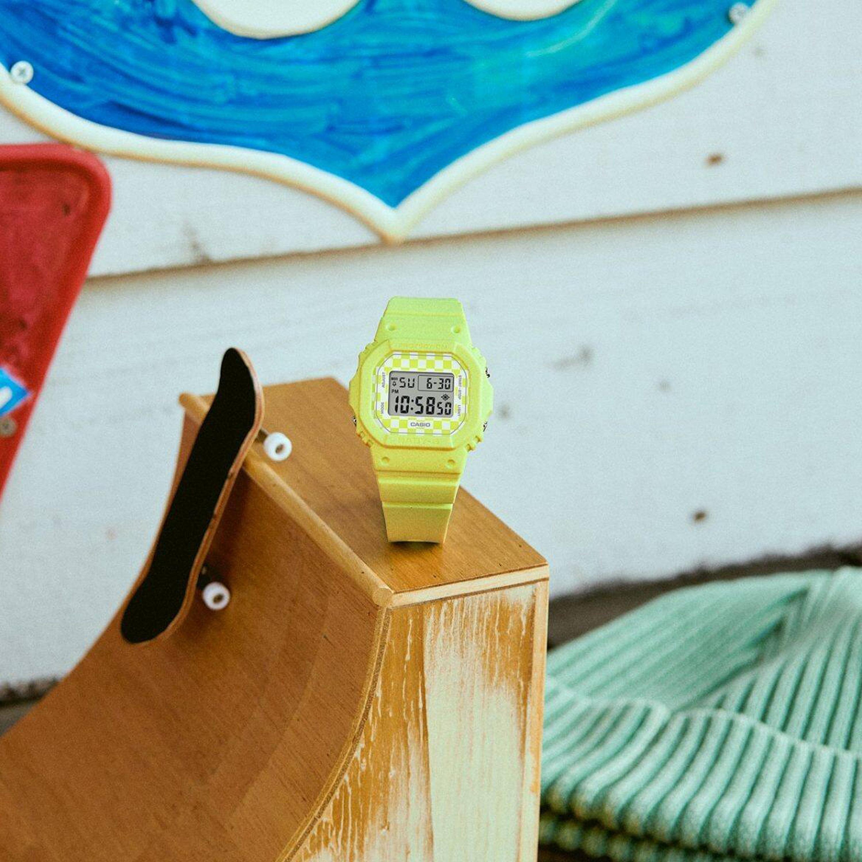 كاسيو بيبي-جي ساعة نسائية 38 مم خضراء رقمية بسوار سيليكون | BGD-565GS-9DR-women-watchesandjewellery-watches-image-2