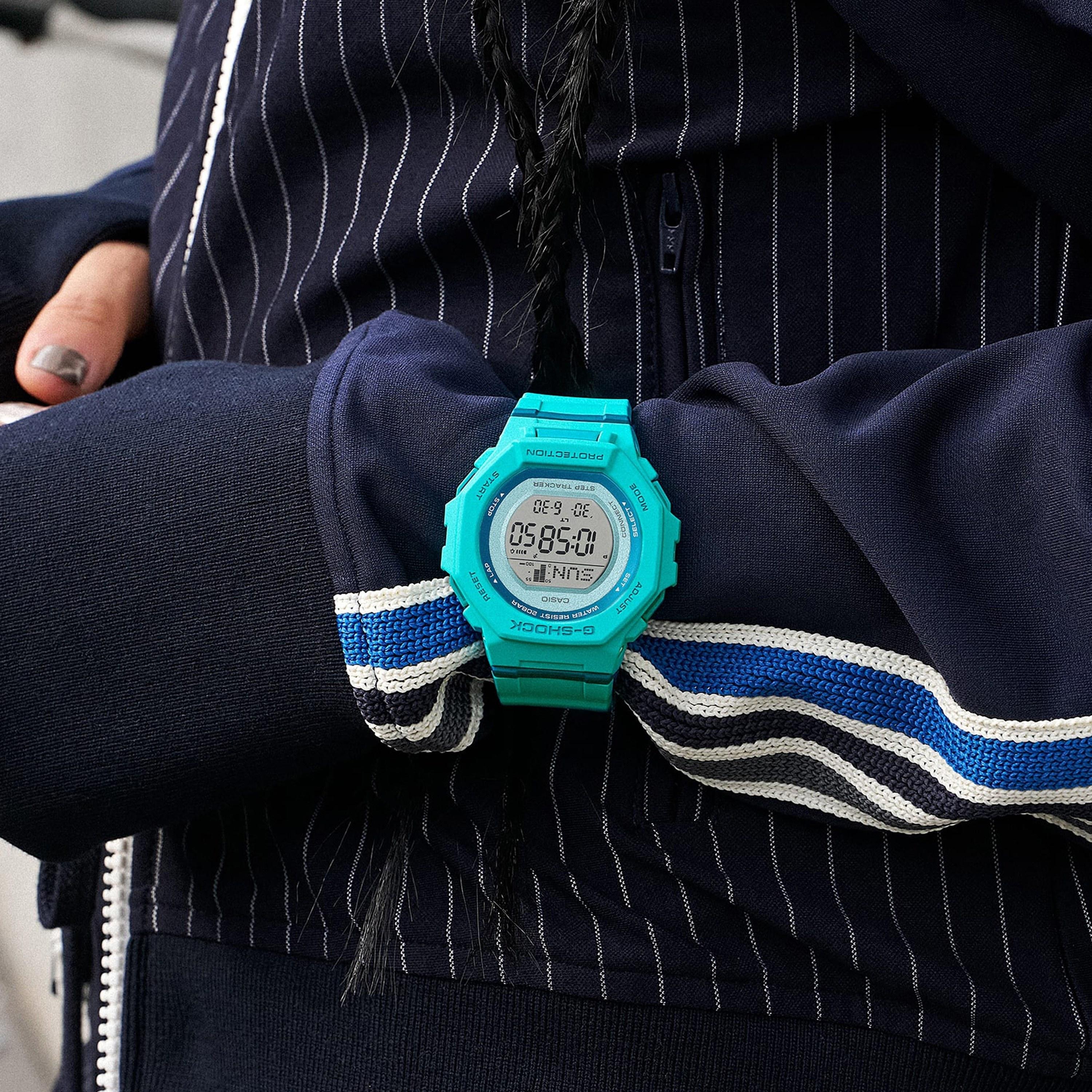 كاسيو جي-شوك ساعة نسائية 44 مم فيروزي رقمية بسوار سيليكون | GMD-B300SC-2DR-women-watchesandjewellery-watches-image-2