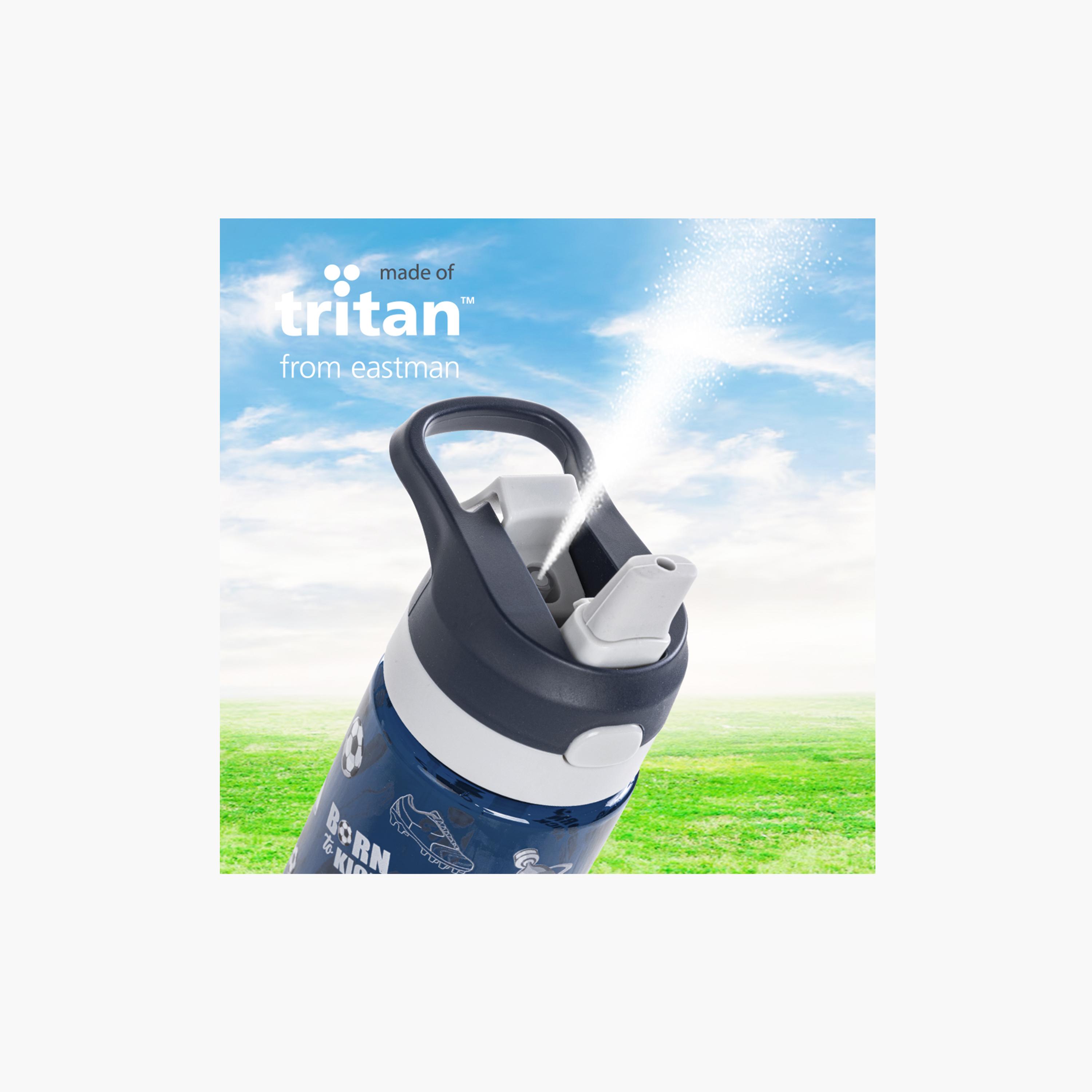 زجاجة مياه تريتان مع بخاخ من إيزي كيدز - 750 مل - كرة قدم - أزرق-school-waterbottles-image-19