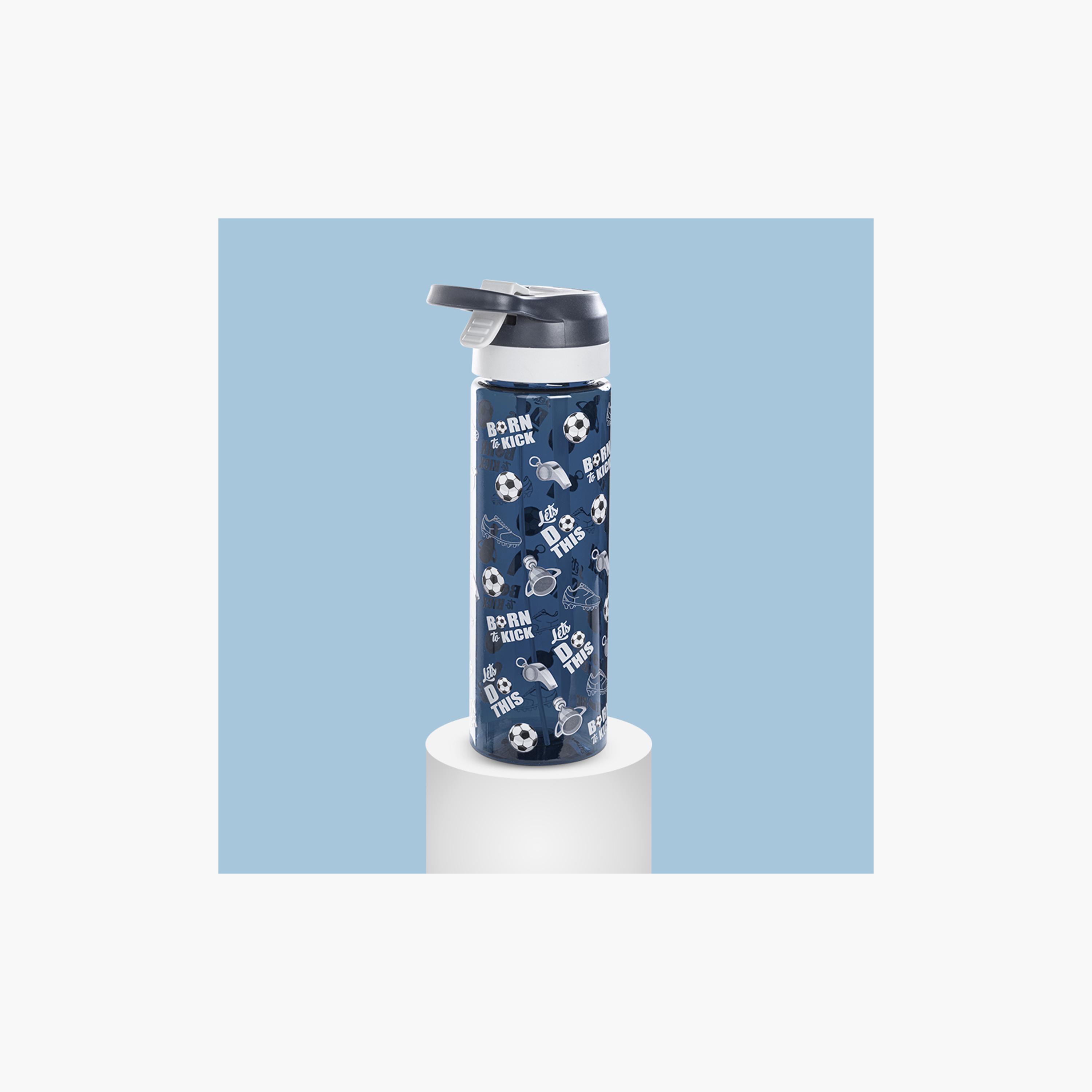 زجاجة مياه تريتان مع بخاخ من إيزي كيدز - 750 مل - كرة قدم - أزرق-school-waterbottles-image-8