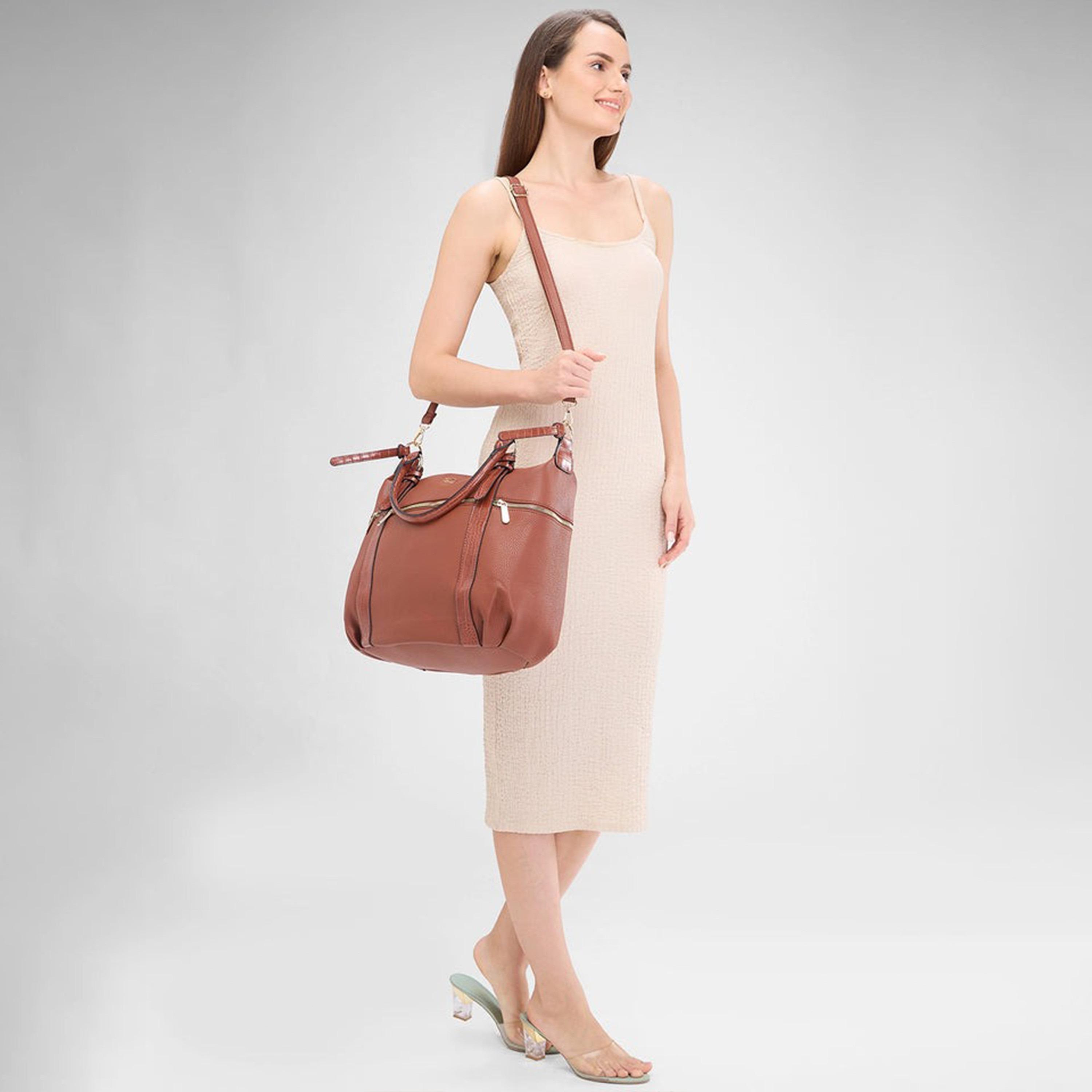 حقيبة حقيبة بمقبض مزدوج من Caprese مع إغلاق بسحاب وحزام قابل للفصل | 22 × 6 × 15 سم-women-bagsandwallets-handbags-image-4